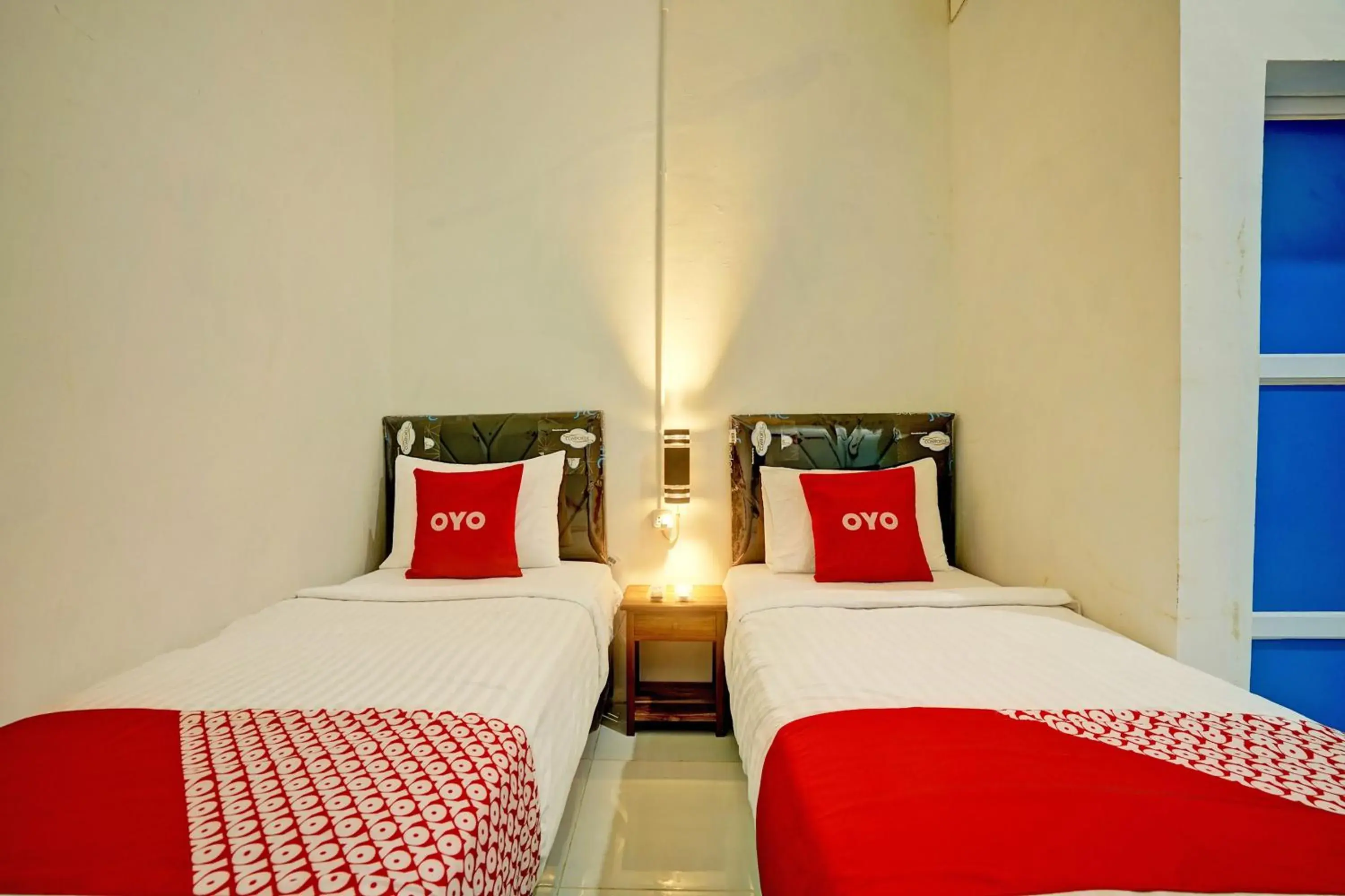 Bedroom in OYO 92700 D' Ngalau Residence Syariah Bedroom in OYO 92700 D' Ngalau Residence Syariah