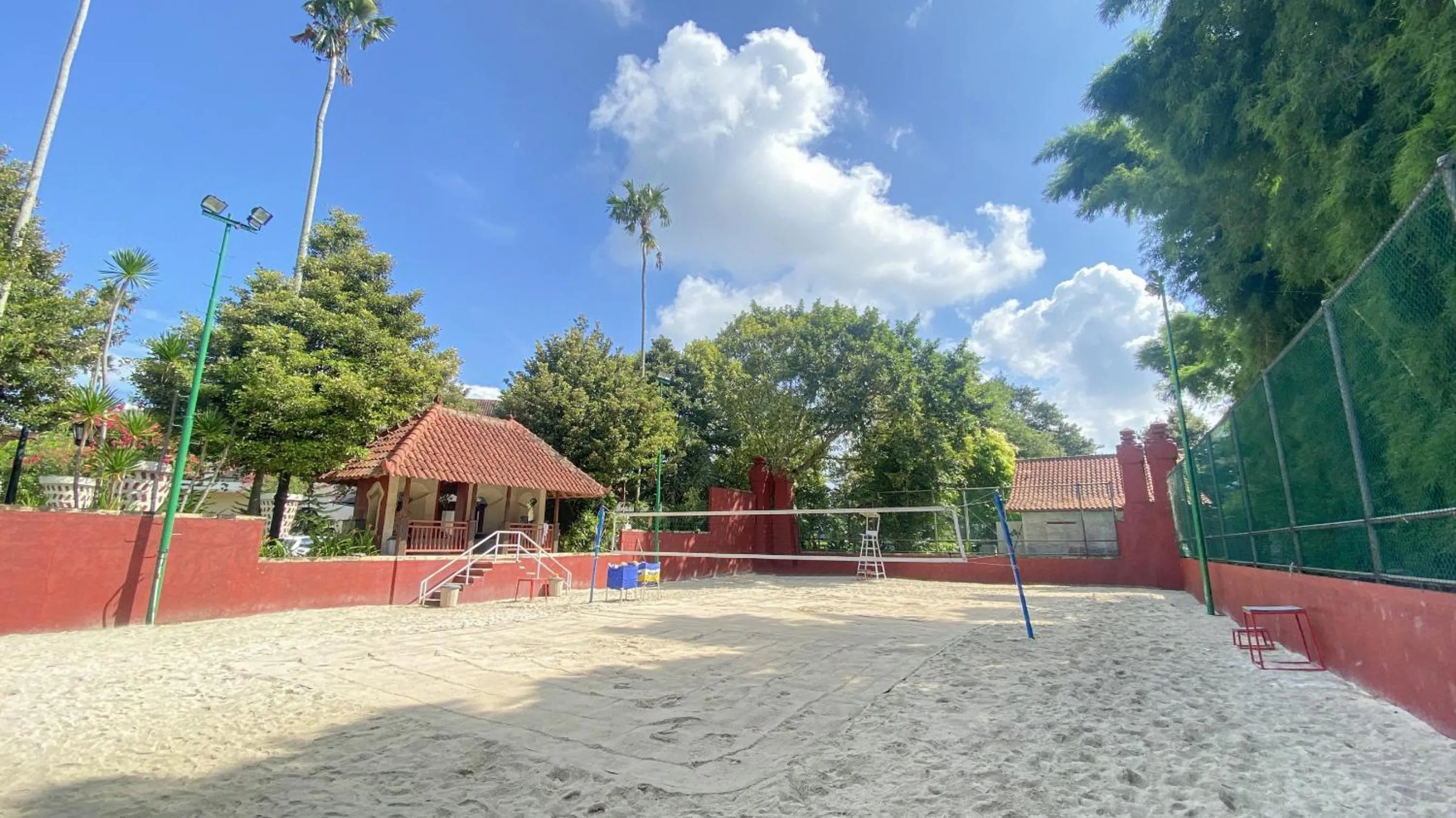 Fitness centre/facilities in Lorin Dwangsa Solo Hotel