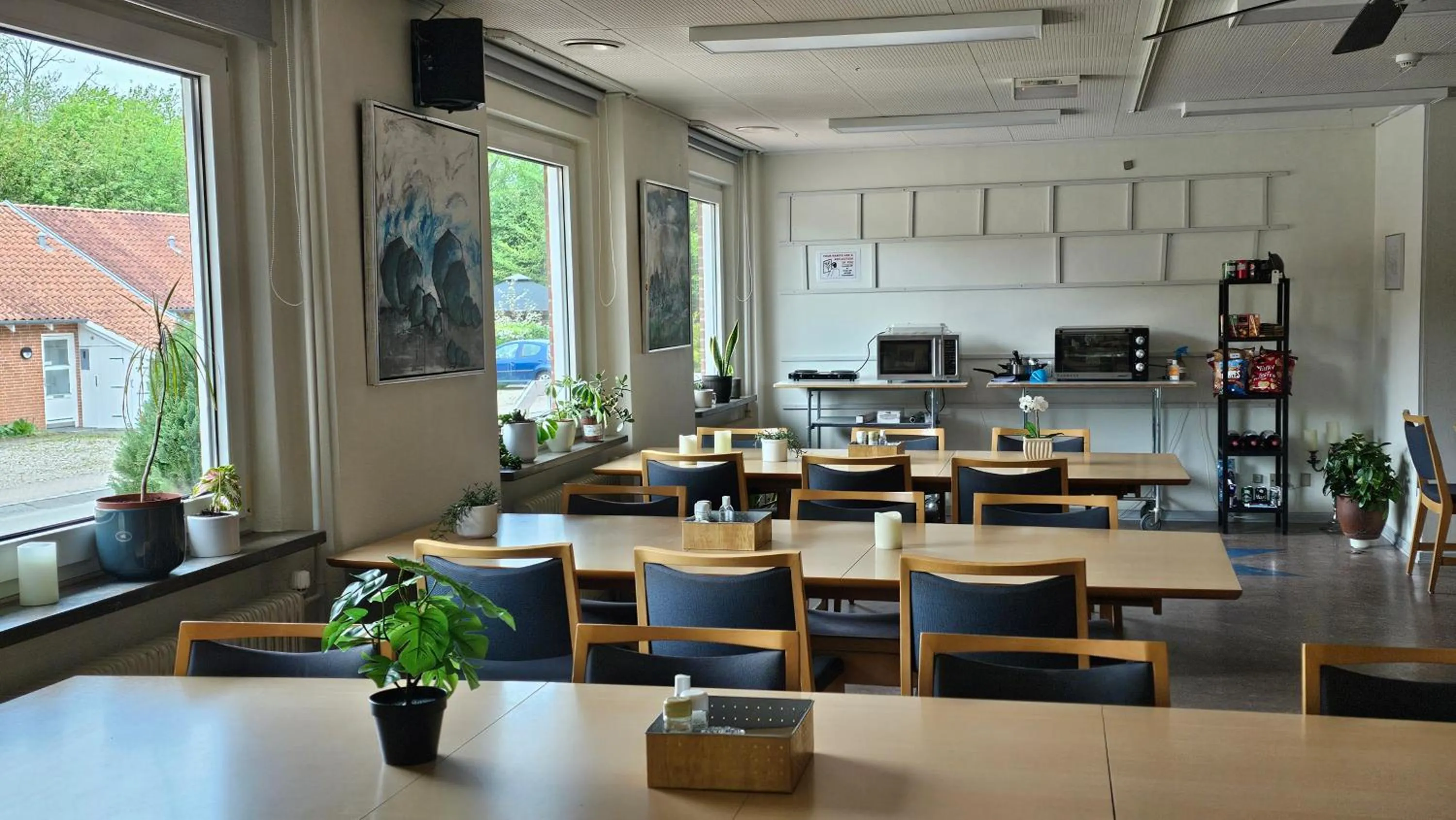 Restaurant/places to eat in Gudum Park