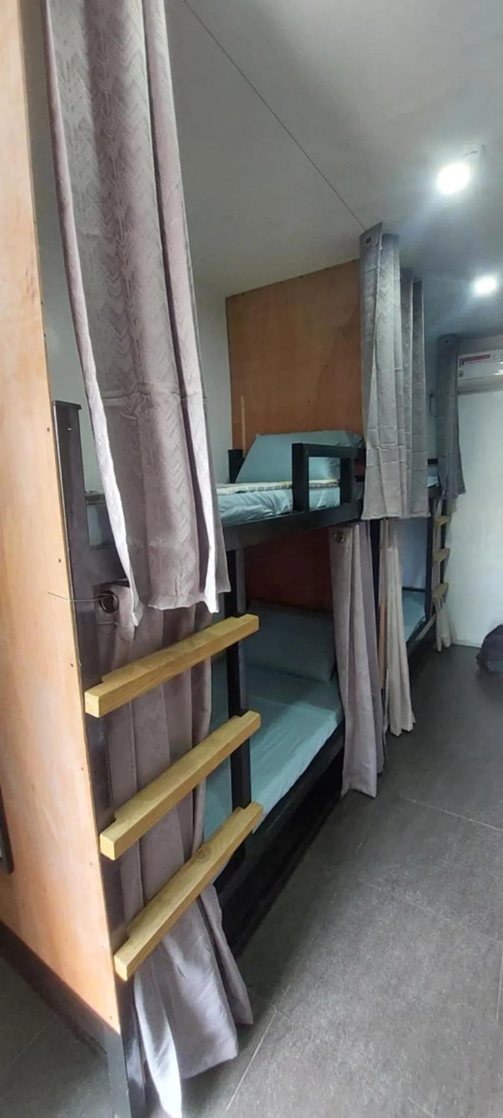 bunk bed, Bed in The Backyard Inn