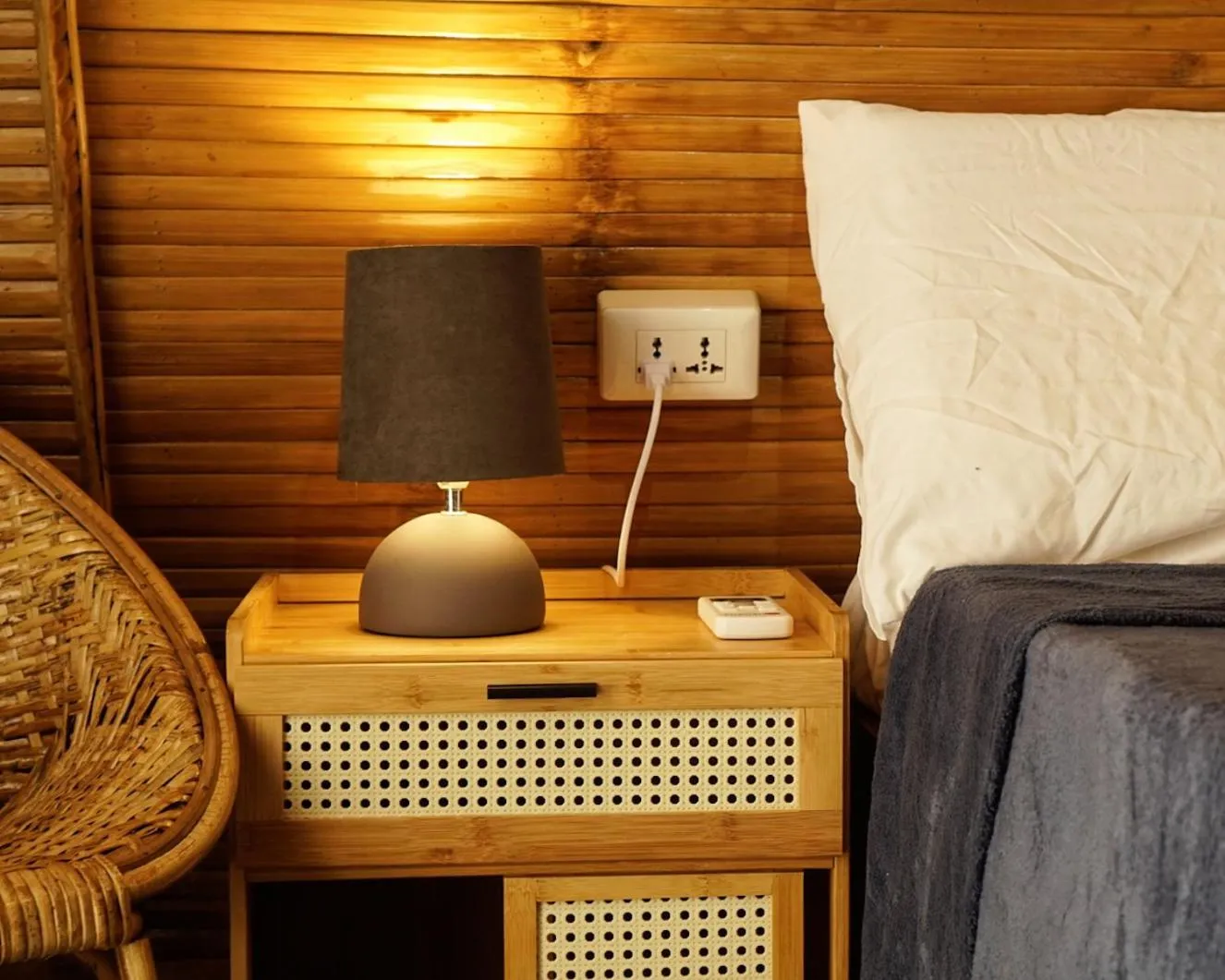 Bed in The Backyard Inn