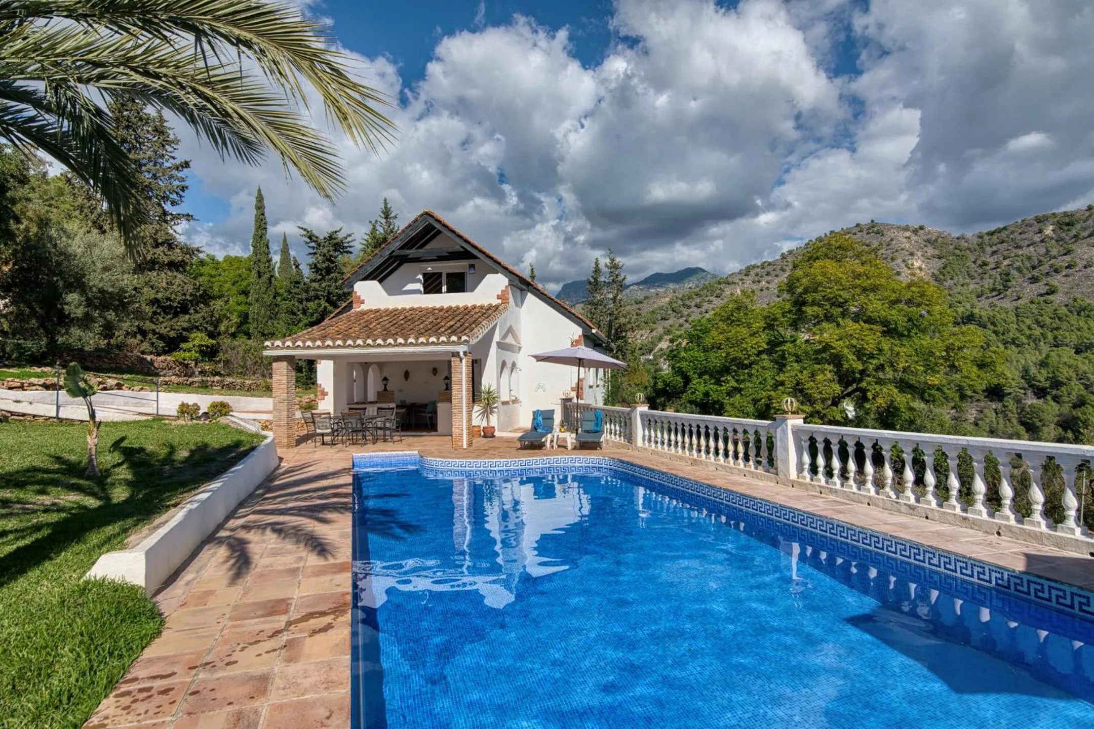 Property building in Villa Morera Bed & Breakfast