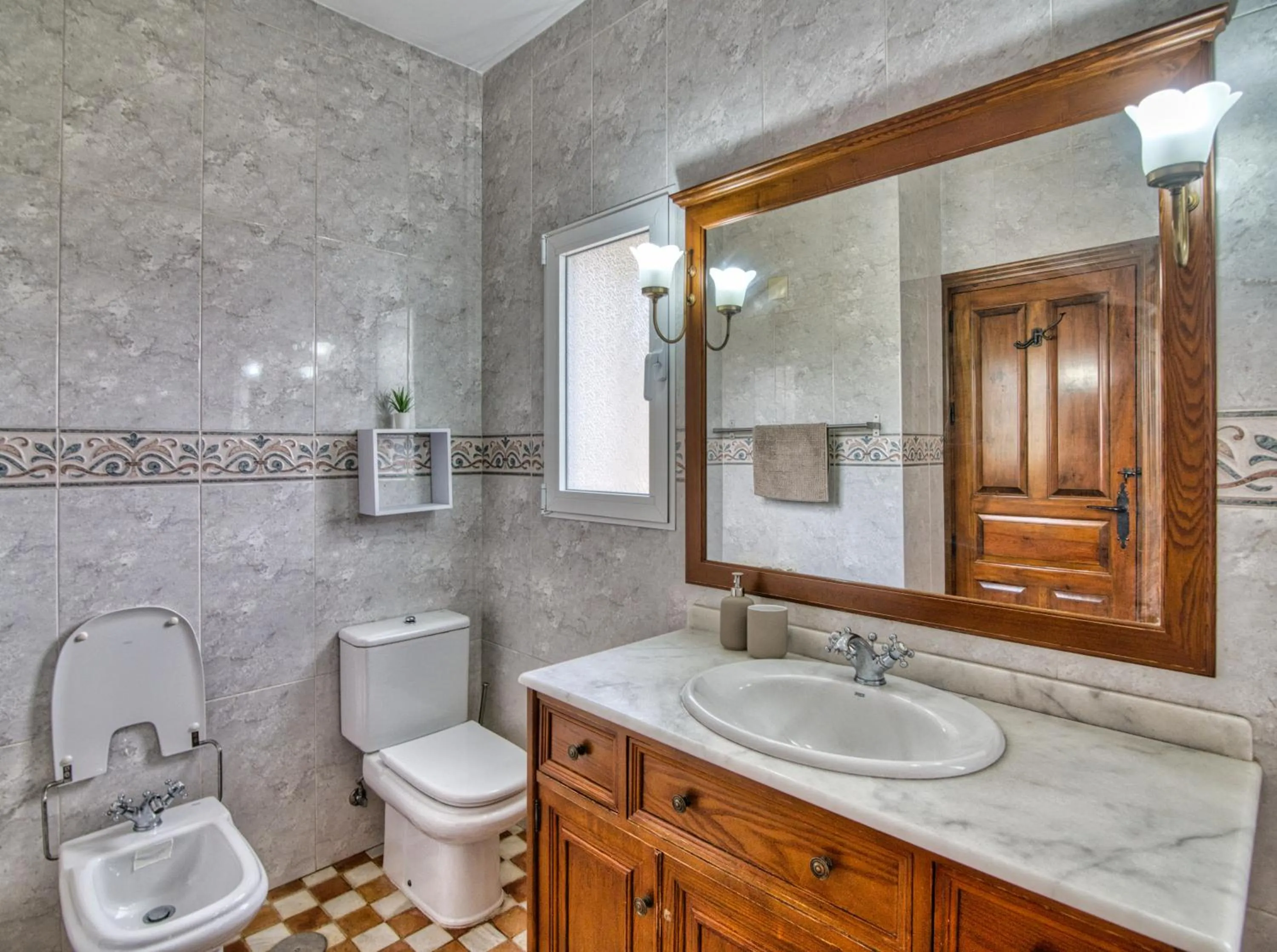 Bathroom in Villa Morera Bed & Breakfast