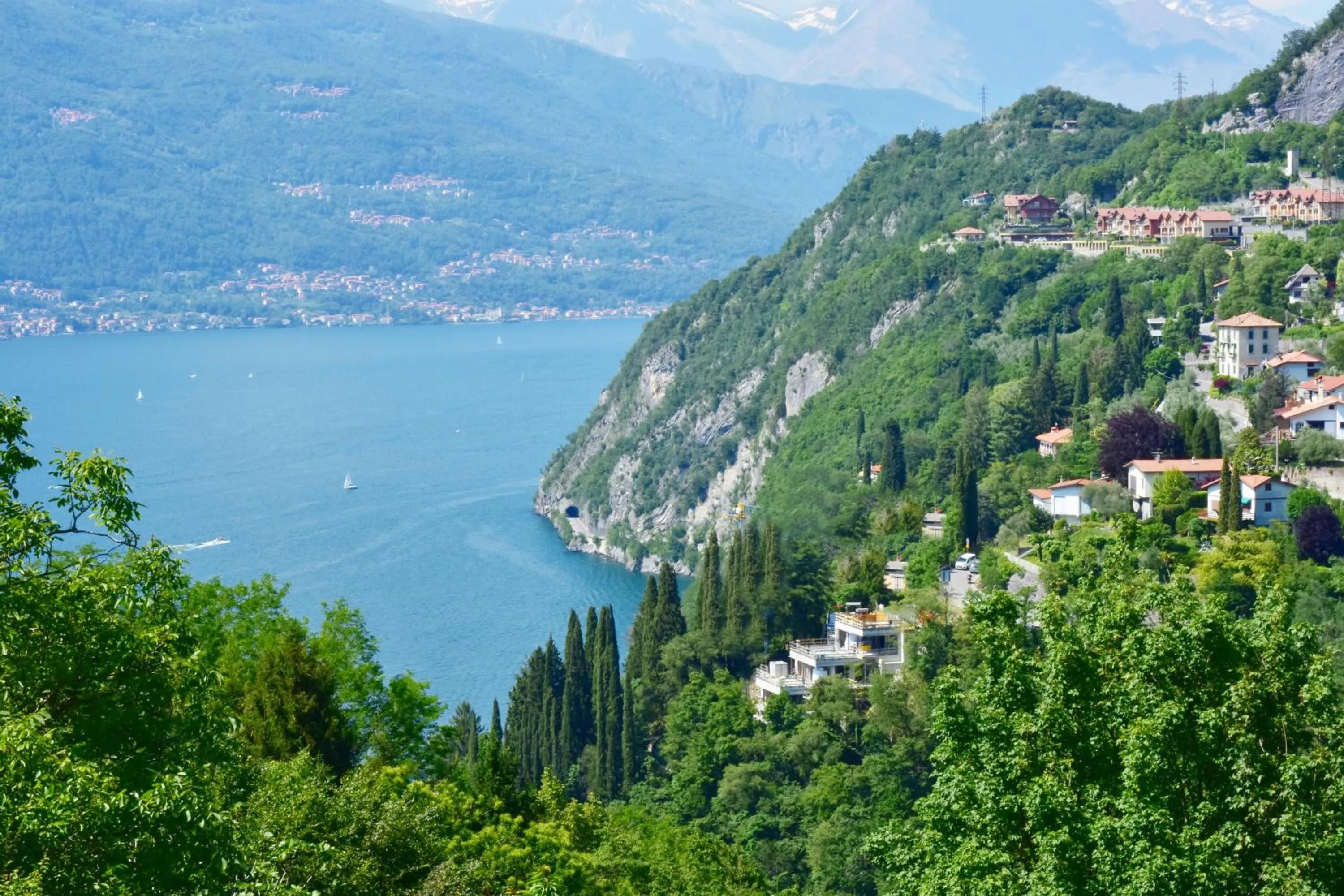 Nearby landmark in Hotel Diffuso Il Portichetto sulla collina a Vezio Perledo
