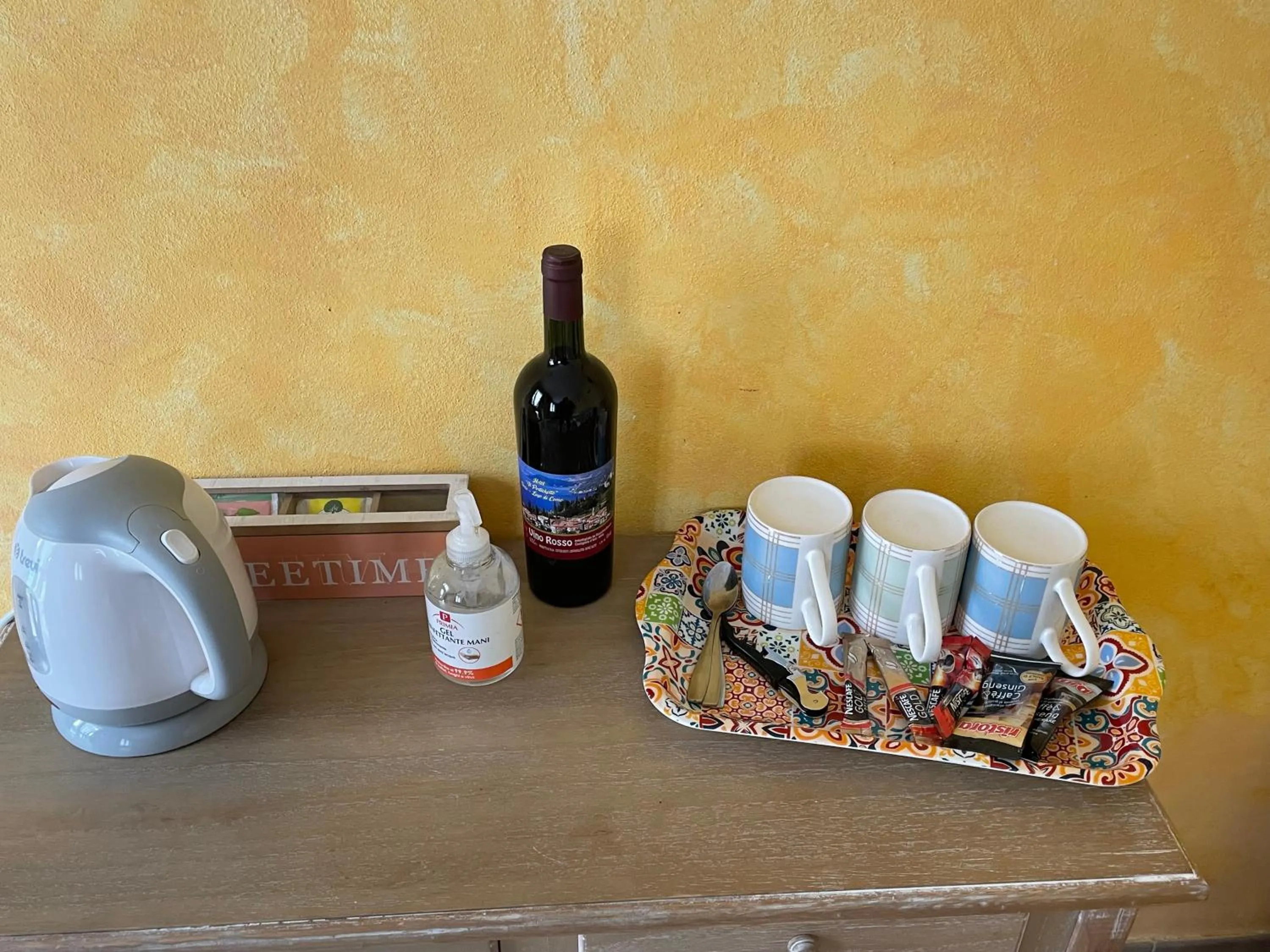 Coffee/tea facilities in Hotel Diffuso Il Portichetto sulla collina a Vezio Perledo