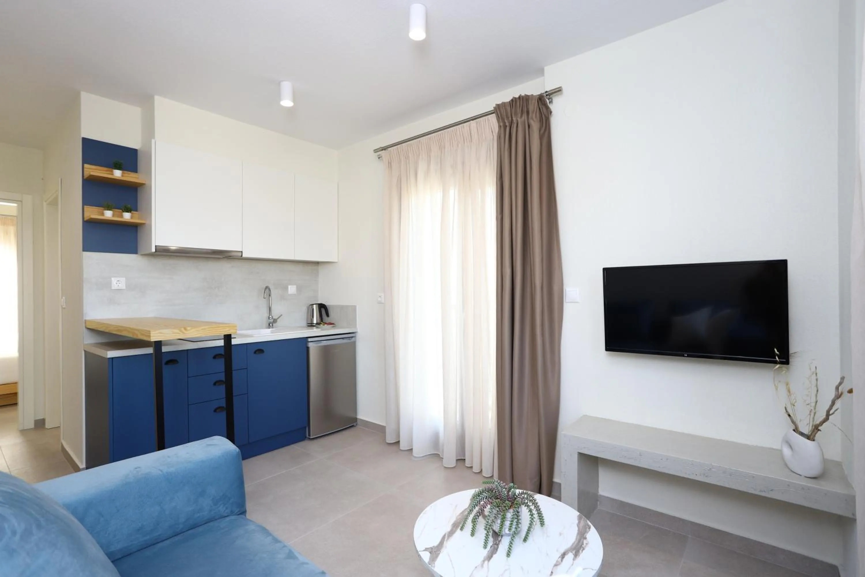 Seating area in ONAR OURANOUPOLIS