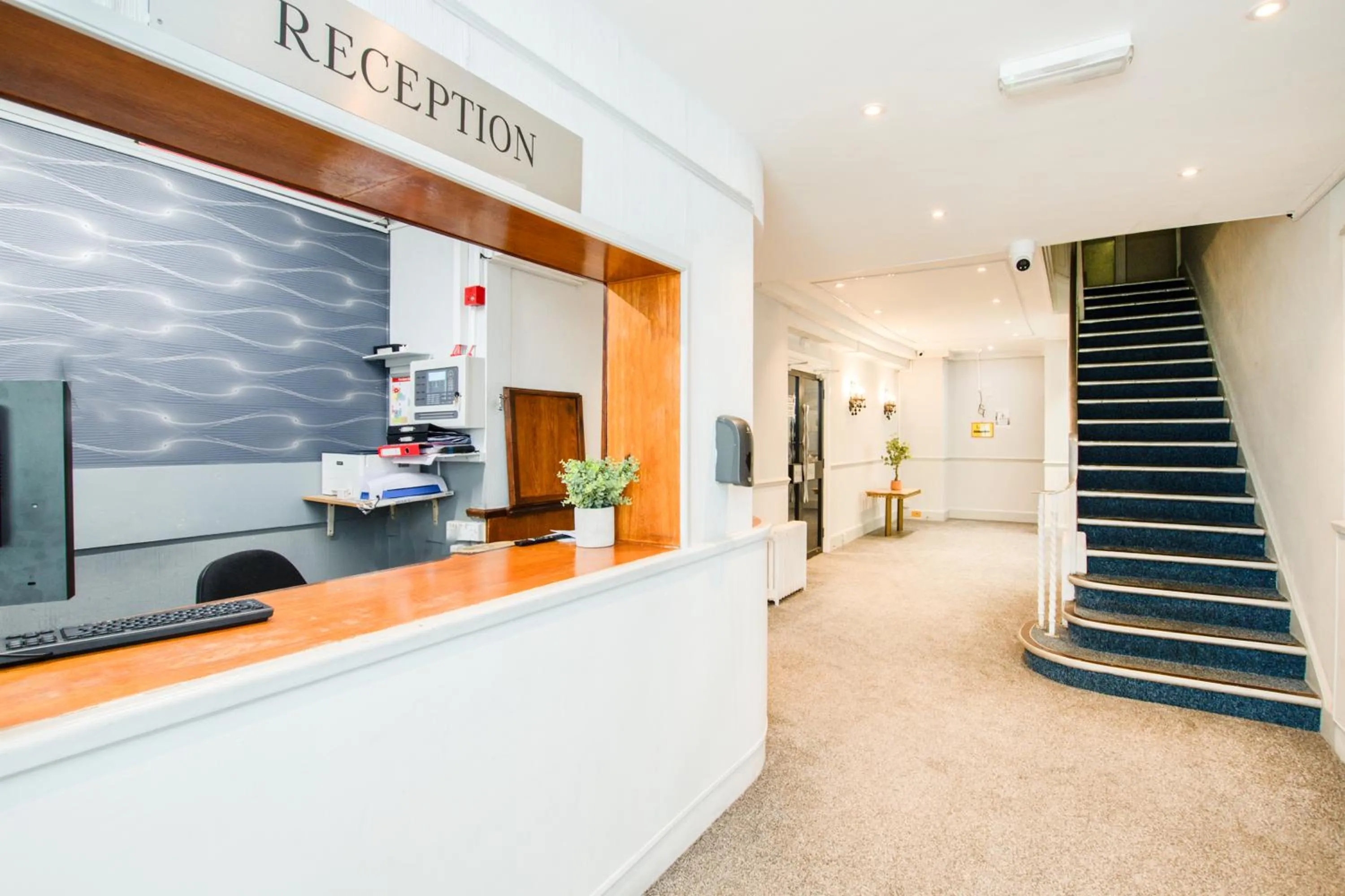 Lobby or reception in Russel Court Hotel Bournemouth Central