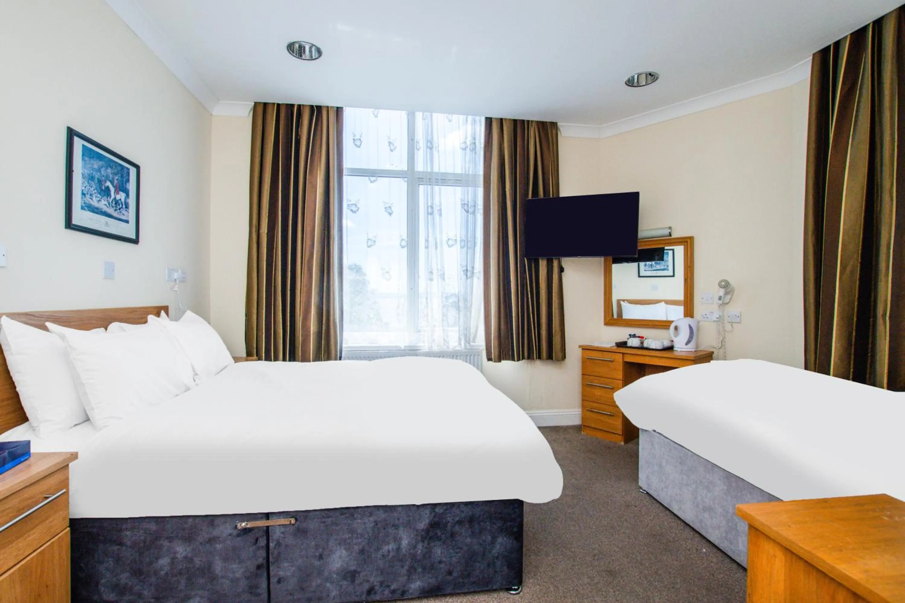 Bed in Russel Court Hotel Bournemouth Central