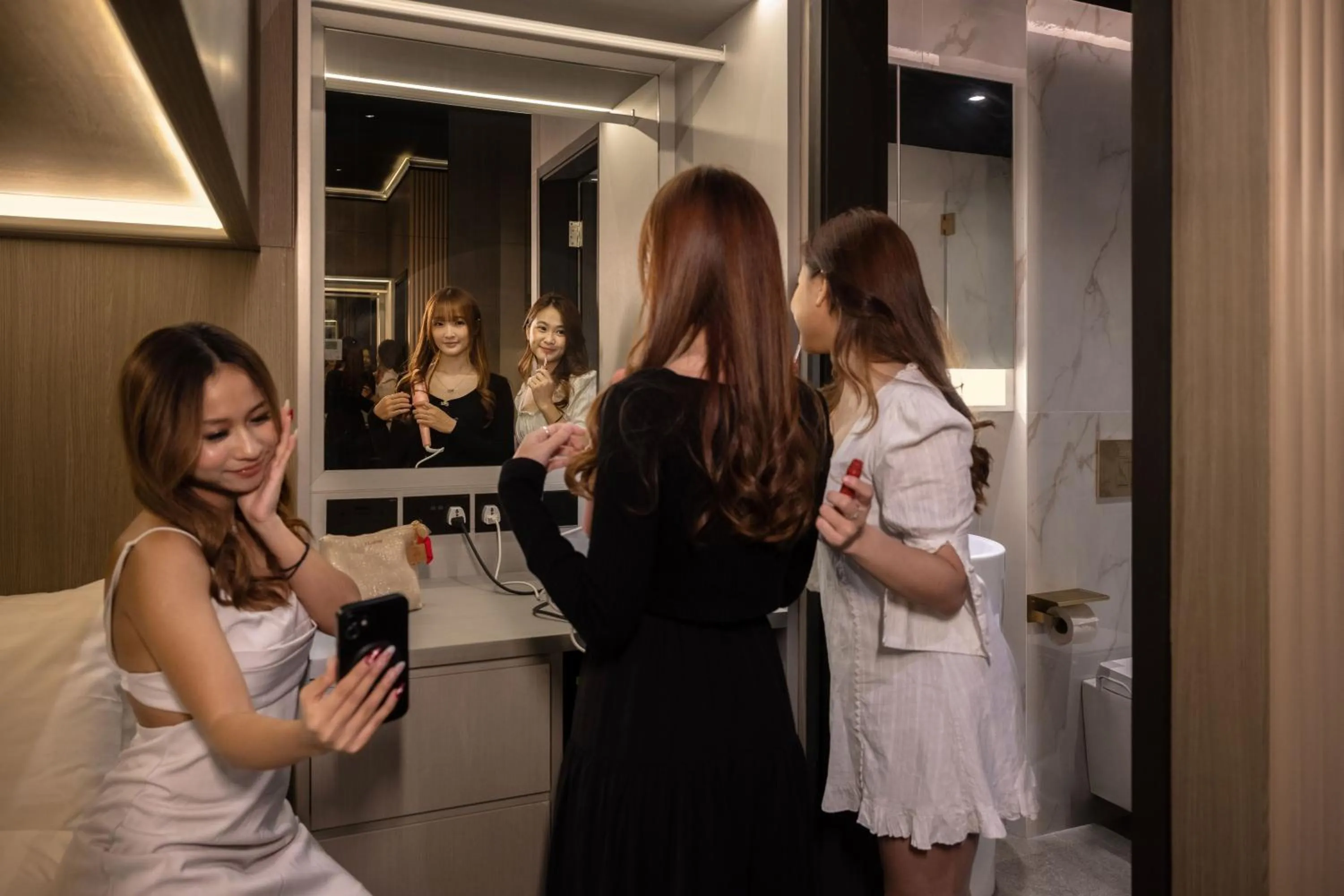 Cube Social Boutique Capsule Hotel at Boat Quay