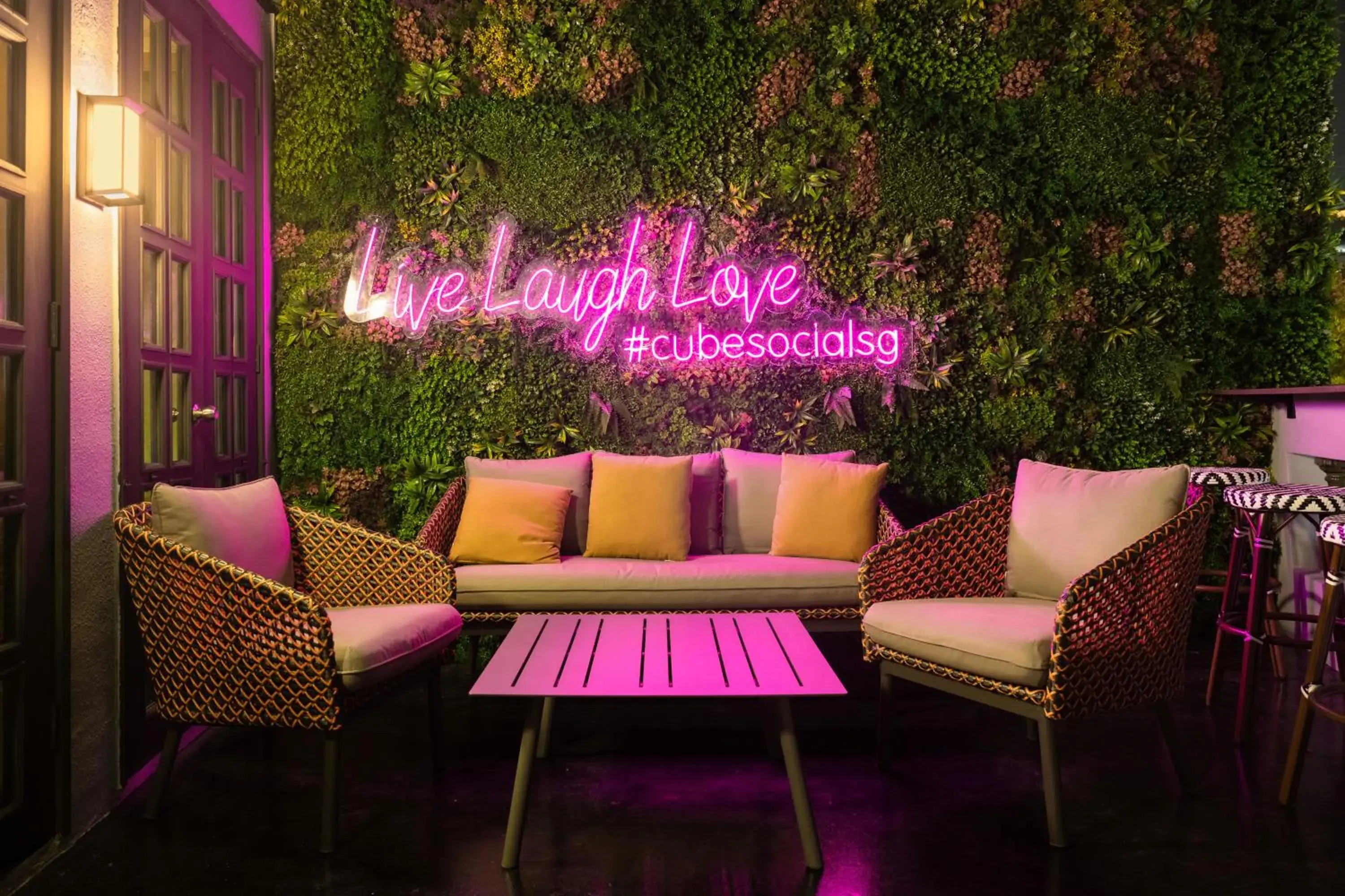 Female Private Room with 2 Single Capsules (Shared Bathroom) in Cube Social Boutique Capsule Hotel at Boat Quay Female Private Room with 2 Single Capsules (Shared Bathroom) in Cube Social Boutique Capsule Hotel at Boat Quay