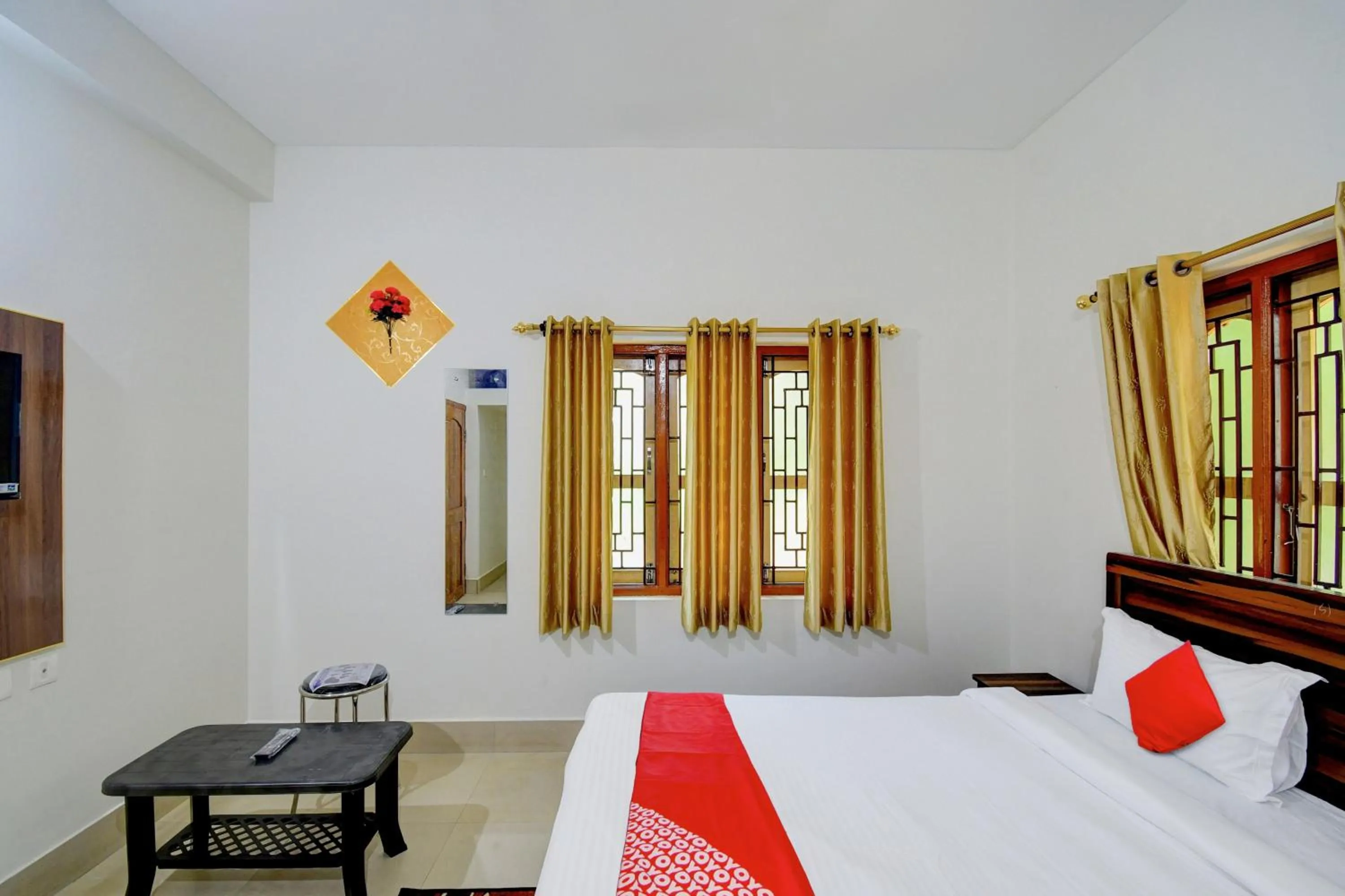 Lobby or reception, Bed in Super Hotel O Anvi