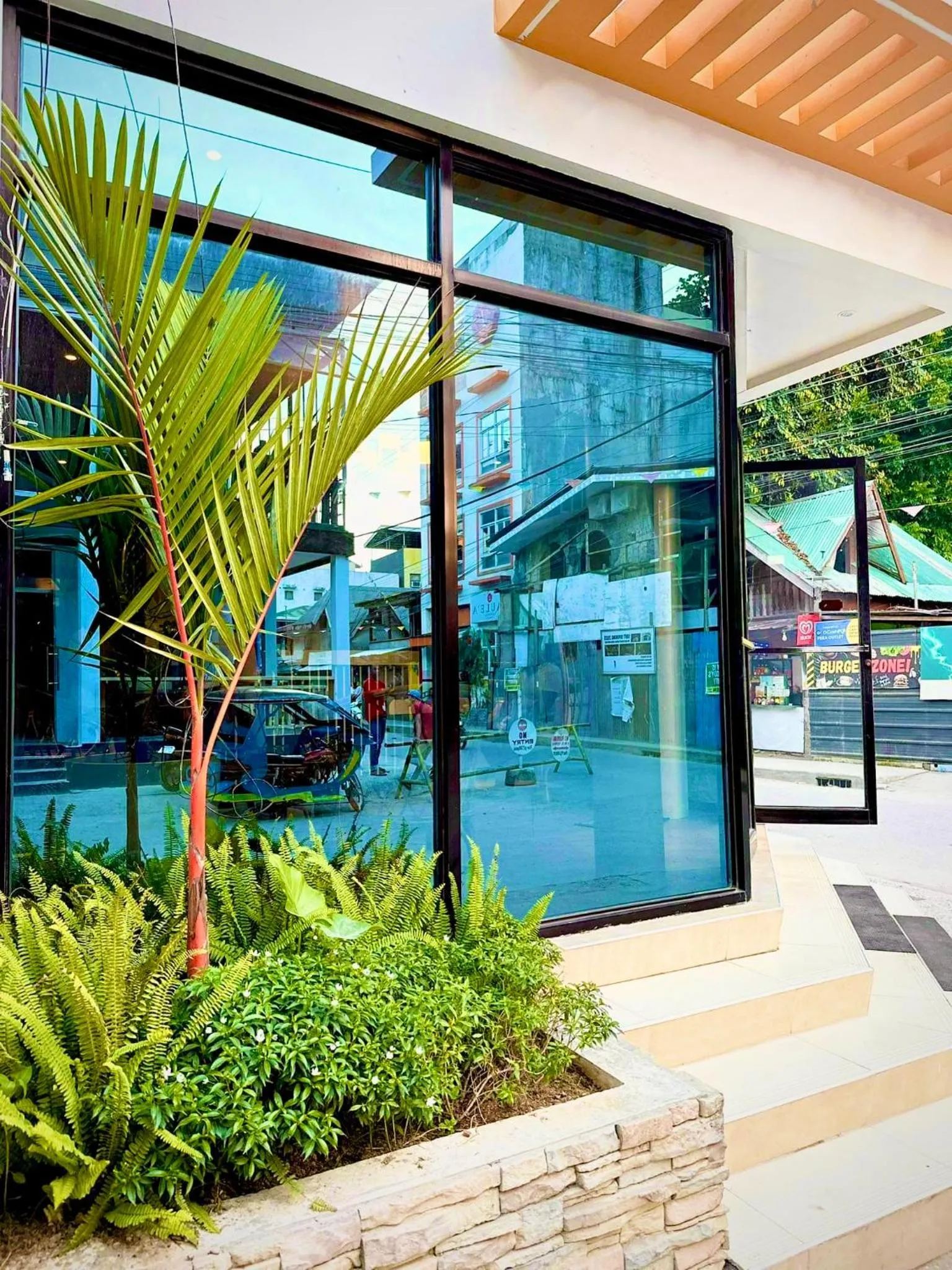 Vencejos Inn - El Nido