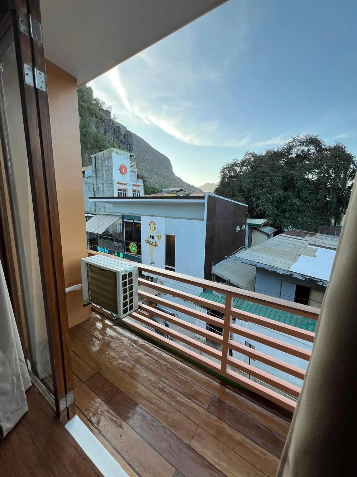 Vencejos Inn - El Nido