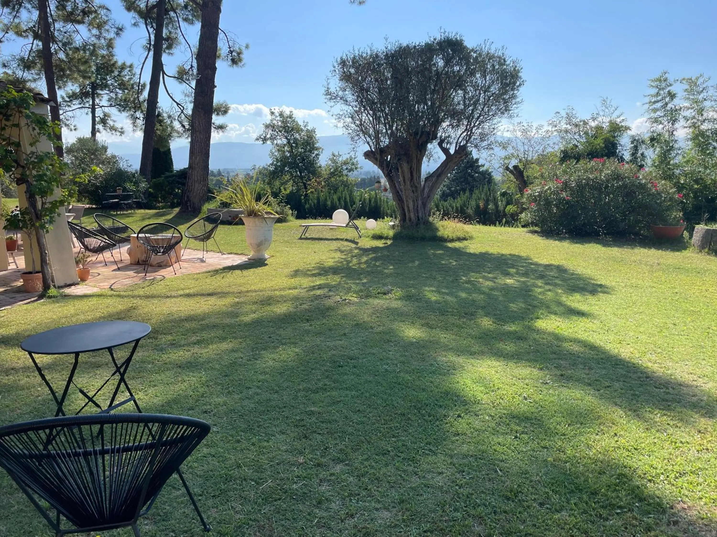 Garden in La Sauveterre
