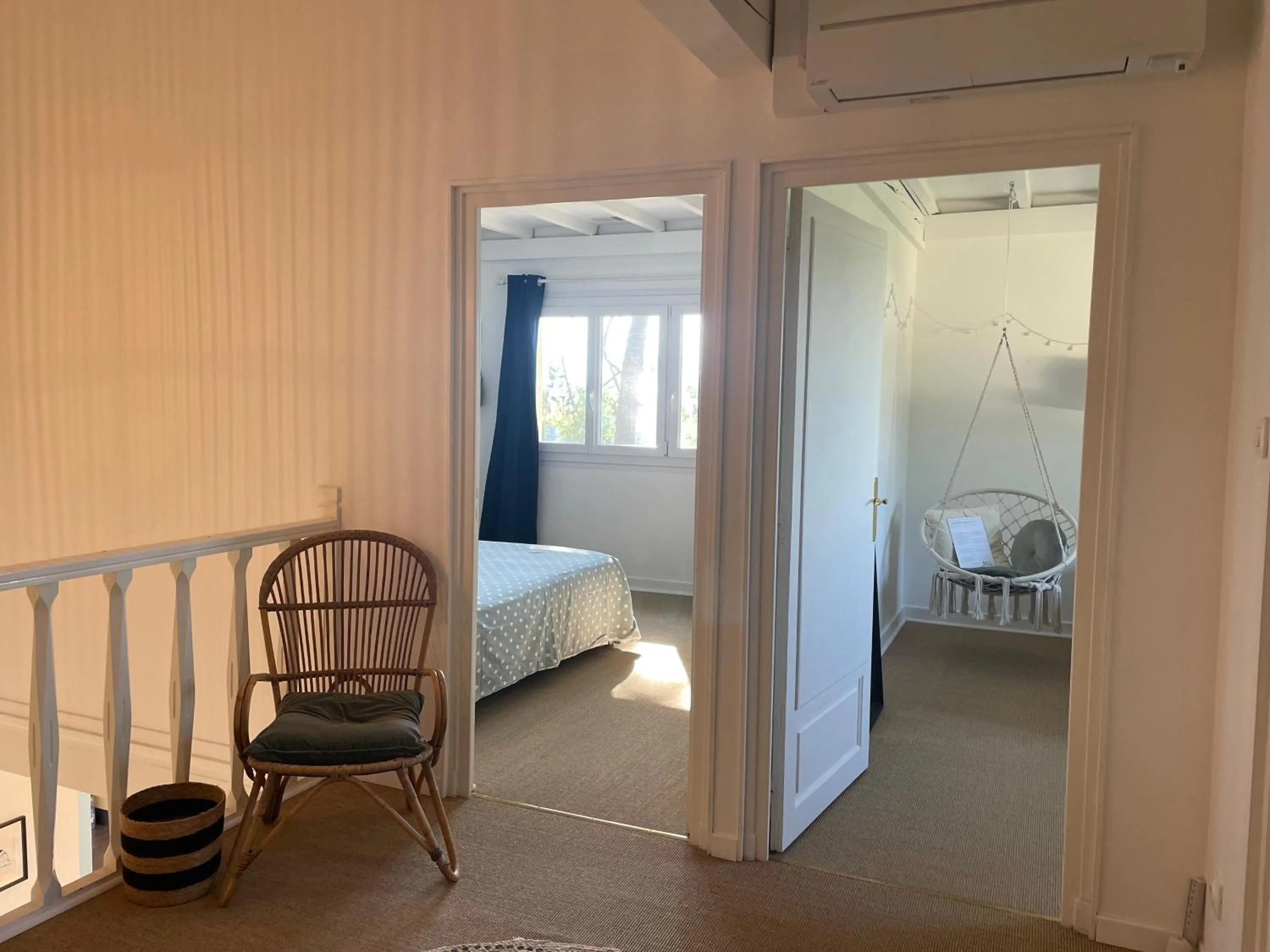 Internal: Not applicable to any particular room, Bed in La Sauveterre