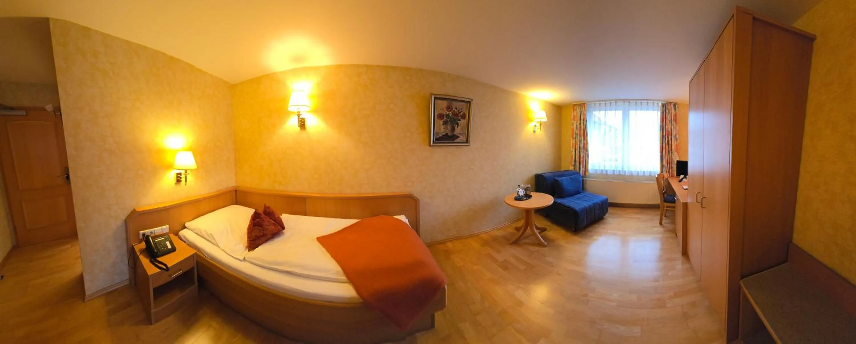 Photo of the whole room, Bed in Hotel Post Jungingen