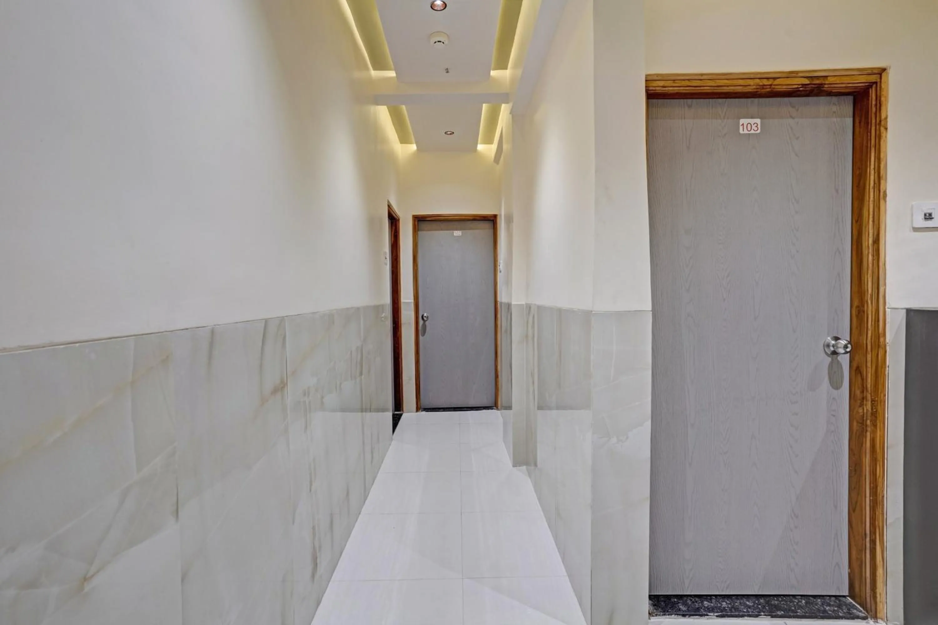 Lobby or reception in Hotel O Dhiman Residency