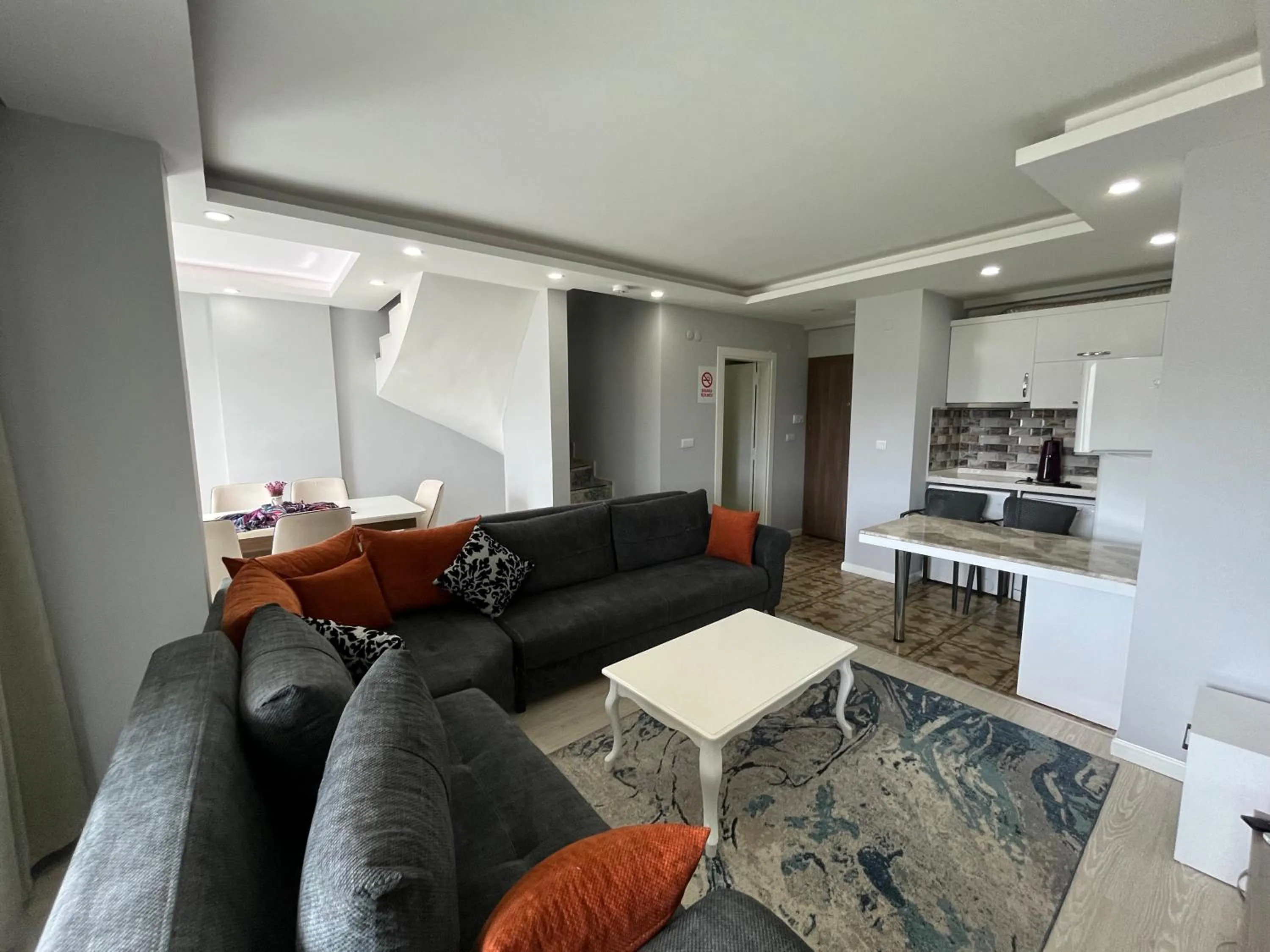 Kitchen or kitchenette in Gardenya Lara Suit Hotel