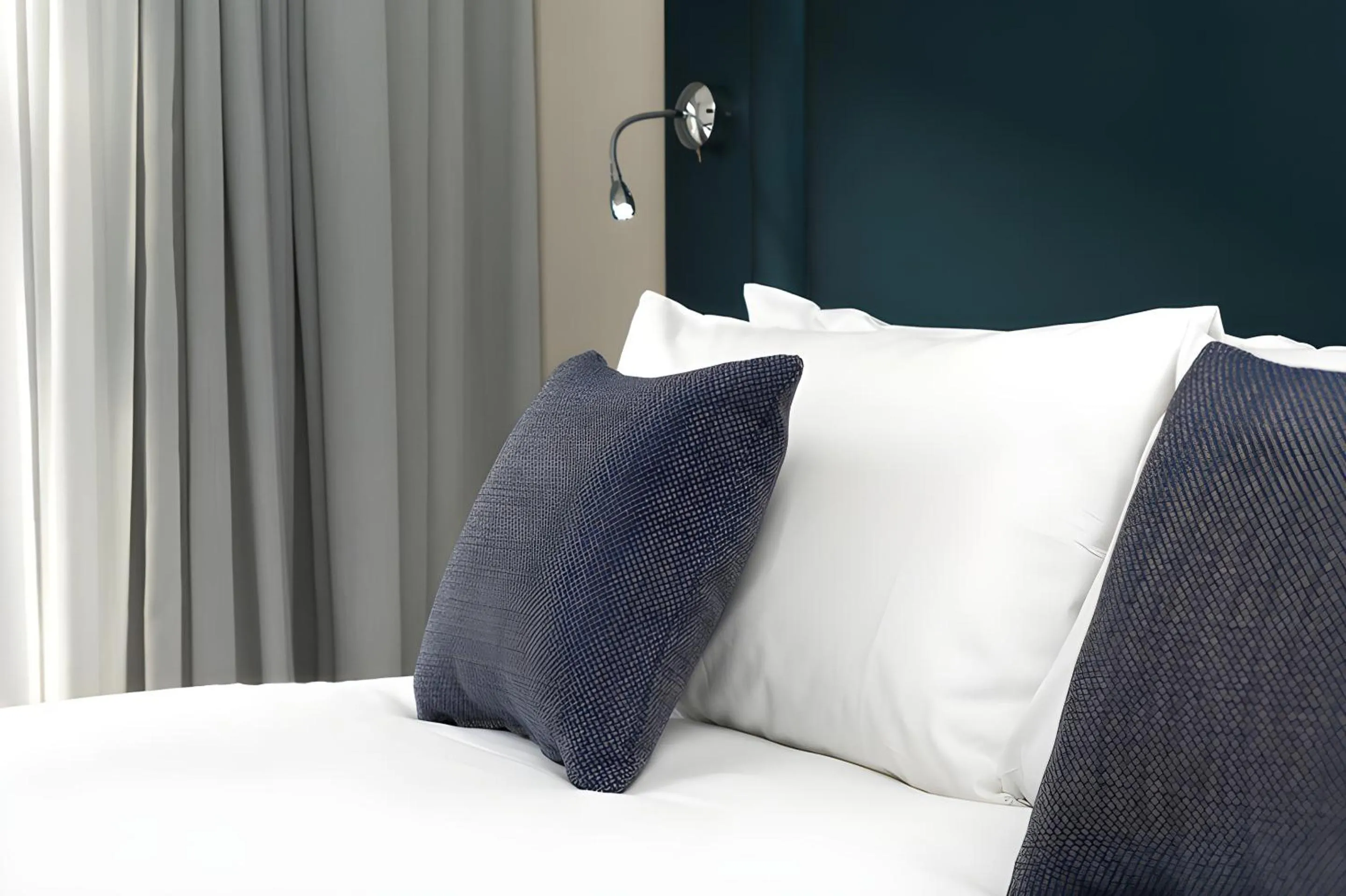 Bedroom, Bed in The Chapter Hotels - London Hyde Park