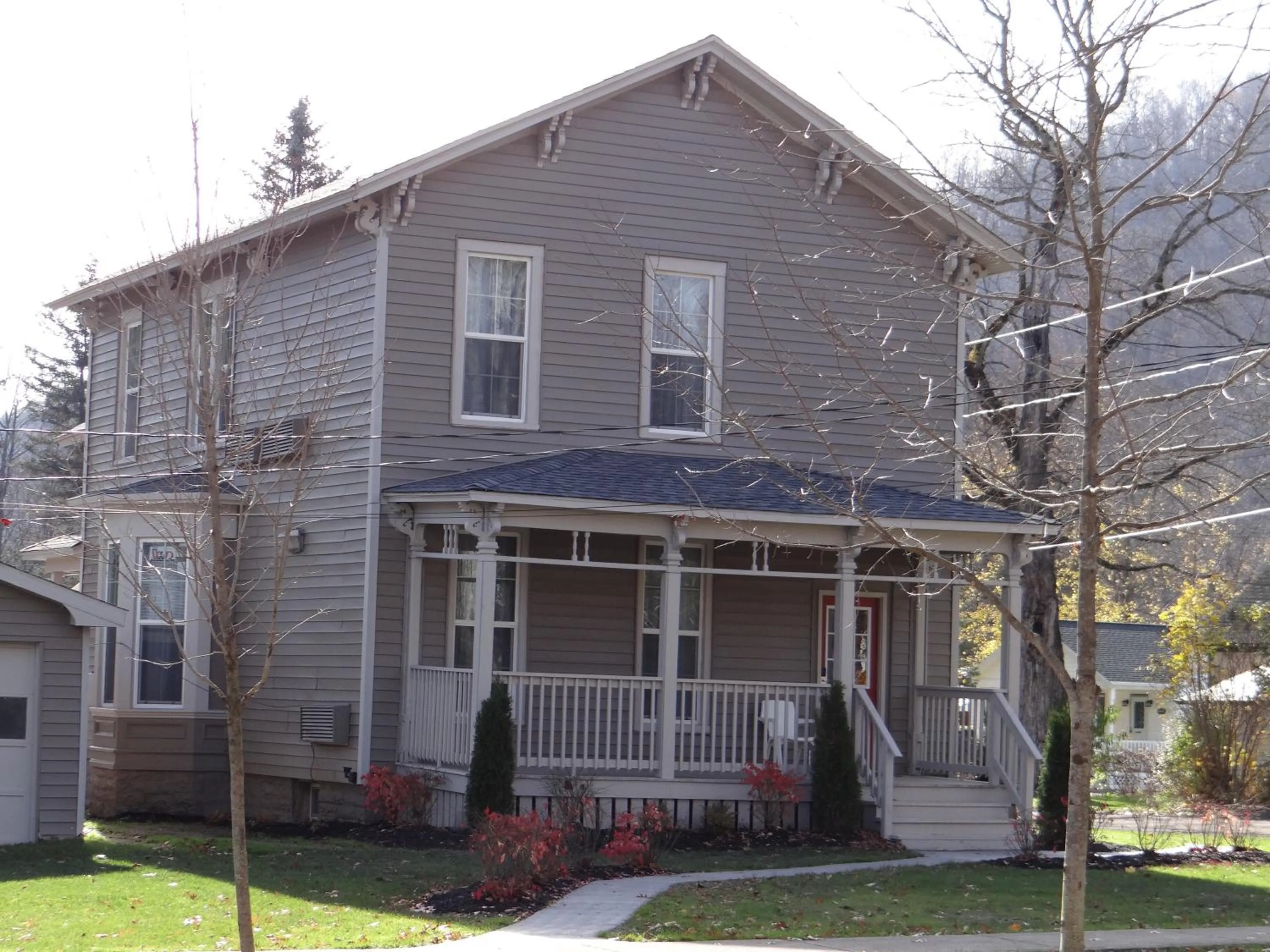 Facade/entrance in Edelweiss Ski Lodge