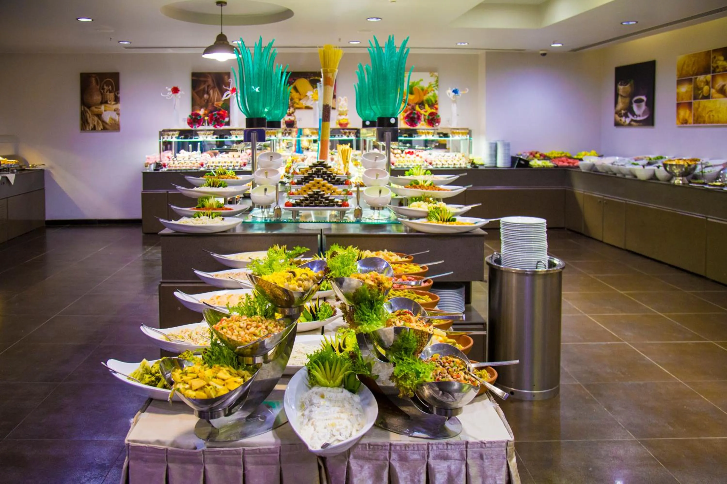 Restaurant/places to eat in Doğa Thermal Health & Spa