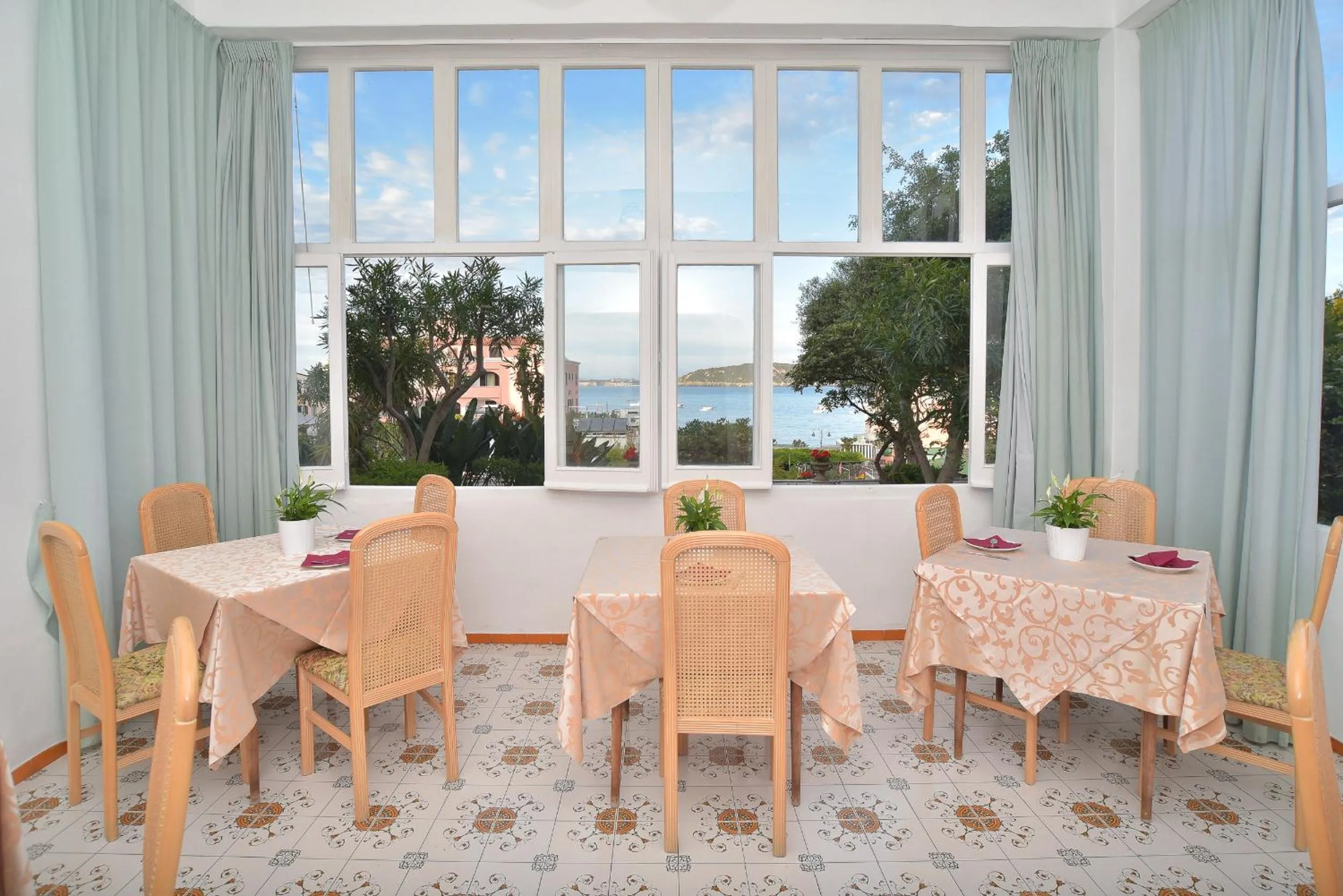 Restaurant/places to eat in Villa Panoramica - Ischia Ponte