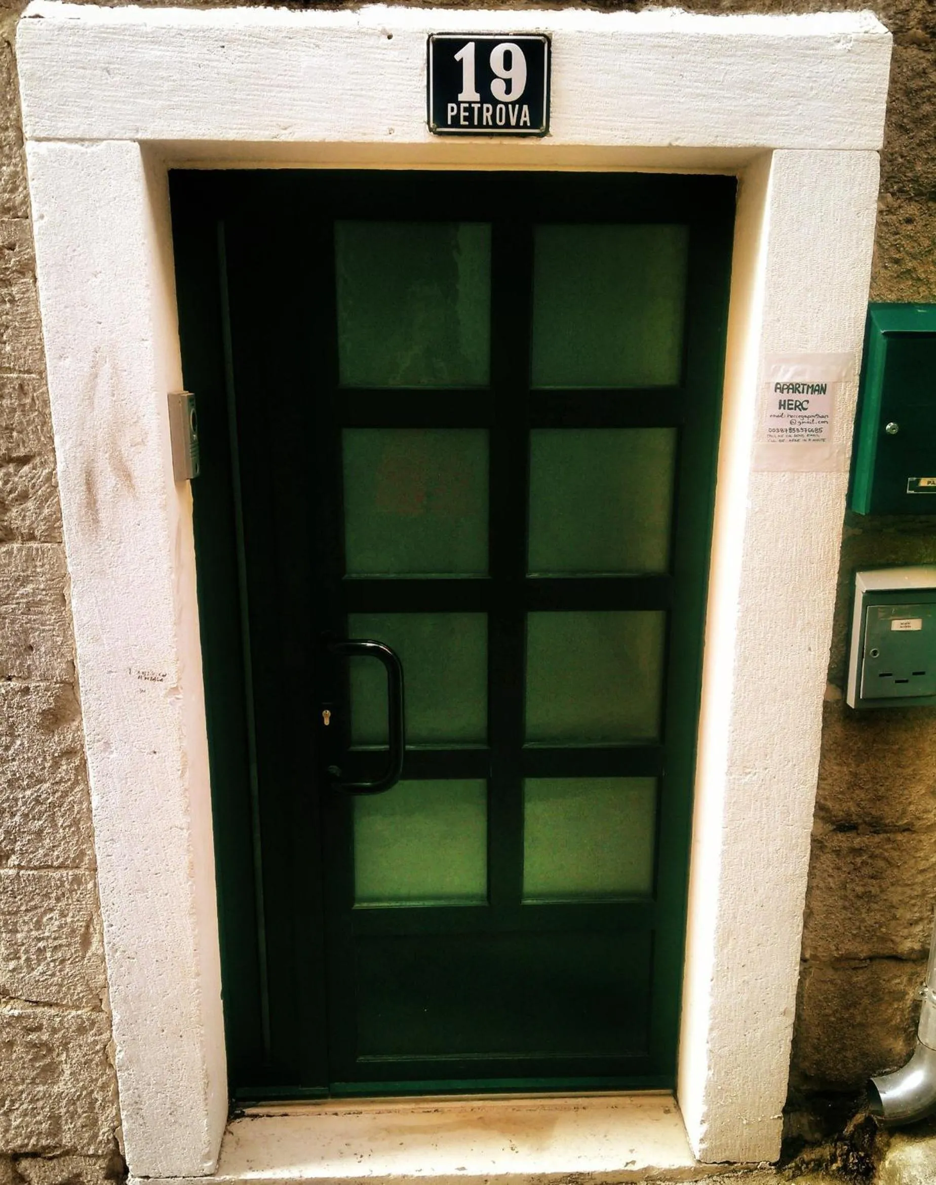 Property building in Apartment Herc