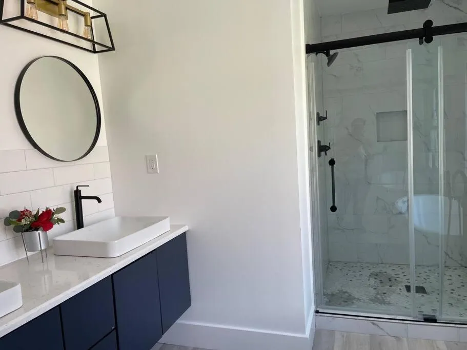 Amazing New House - Waterfront Getaway + Boat Dock