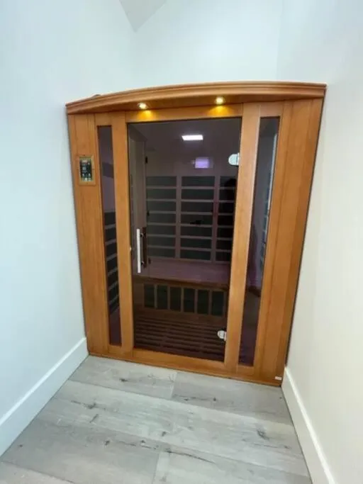 Sauna in Amazing New House - Waterfront Getaway + Boat Dock