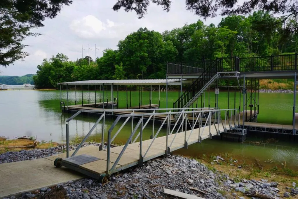 Amazing New House - Waterfront Getaway + Boat Dock