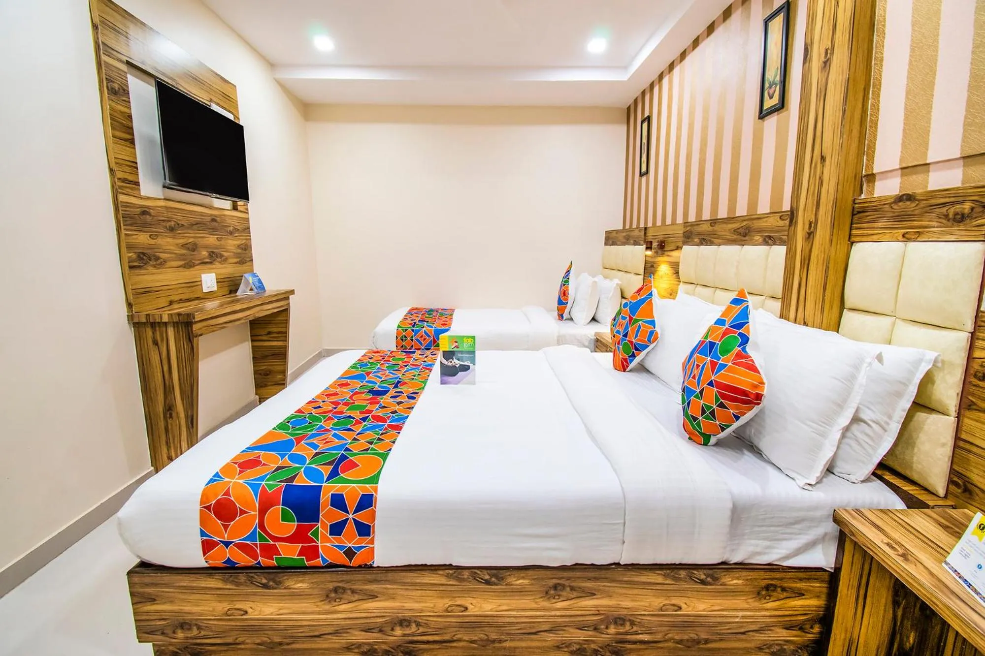 Bed in FabExpress Orange Suites - Nr Mumbai International Airport