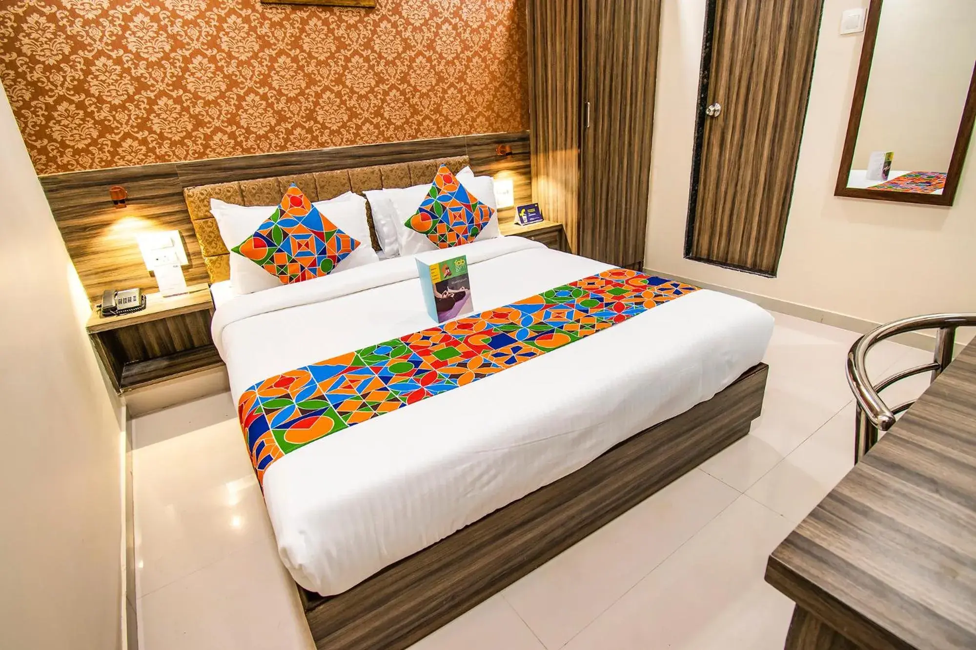 Deluxe Room - single occupancy in FabExpress Orange Suites - Nr Mumbai International Airport Deluxe Room - single occupancy in FabExpress Orange Suites - Nr Mumbai International Airport