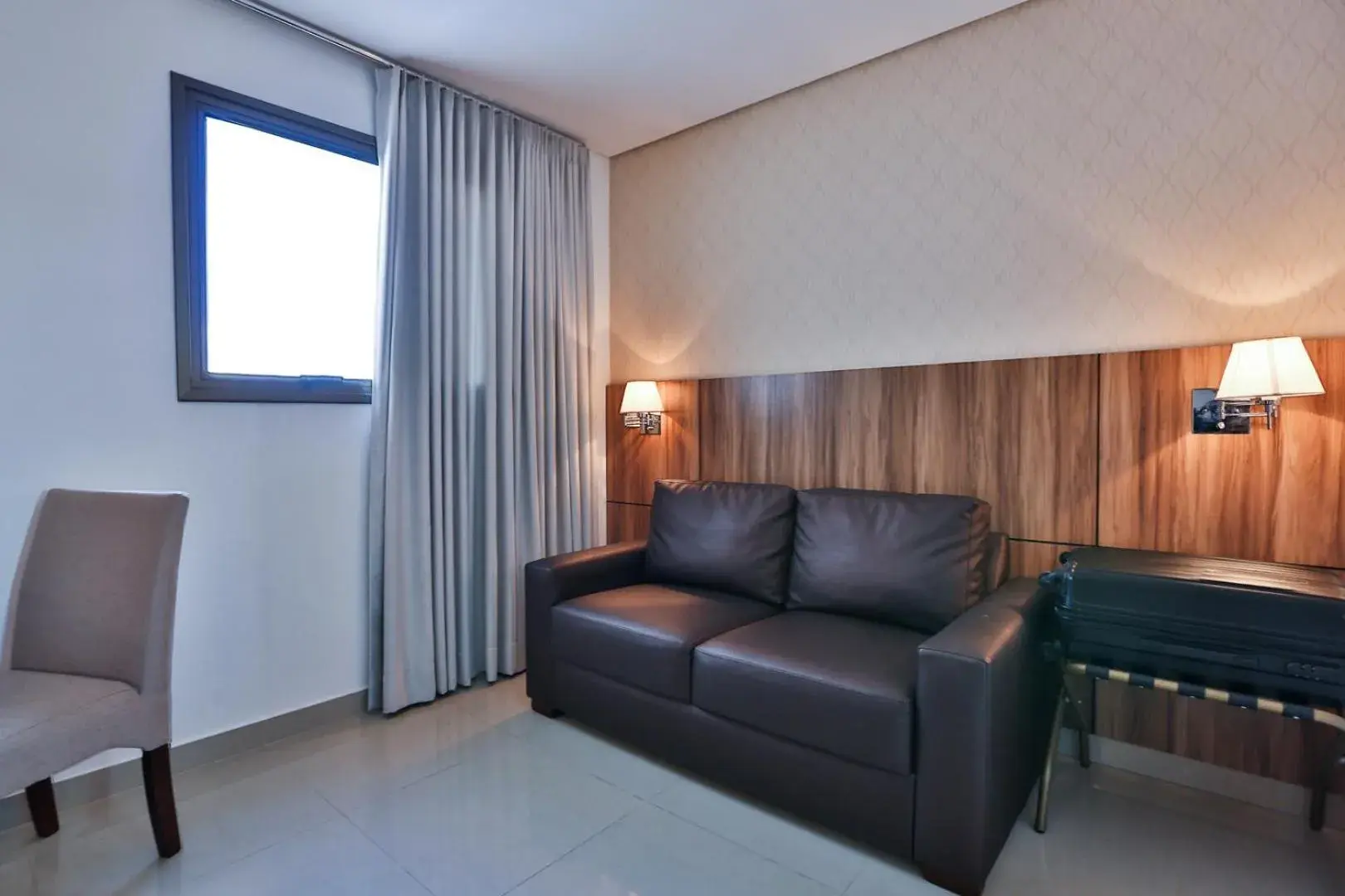 Standard Queen Room - single occupancy in MG Flats & Residence Standard Queen Room - single occupancy in MG Flats & Residence