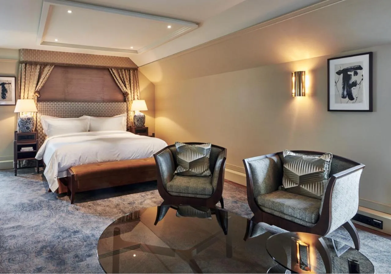 Seating area, Bed in De L’Europe Amsterdam – The Leading Hotels of the World