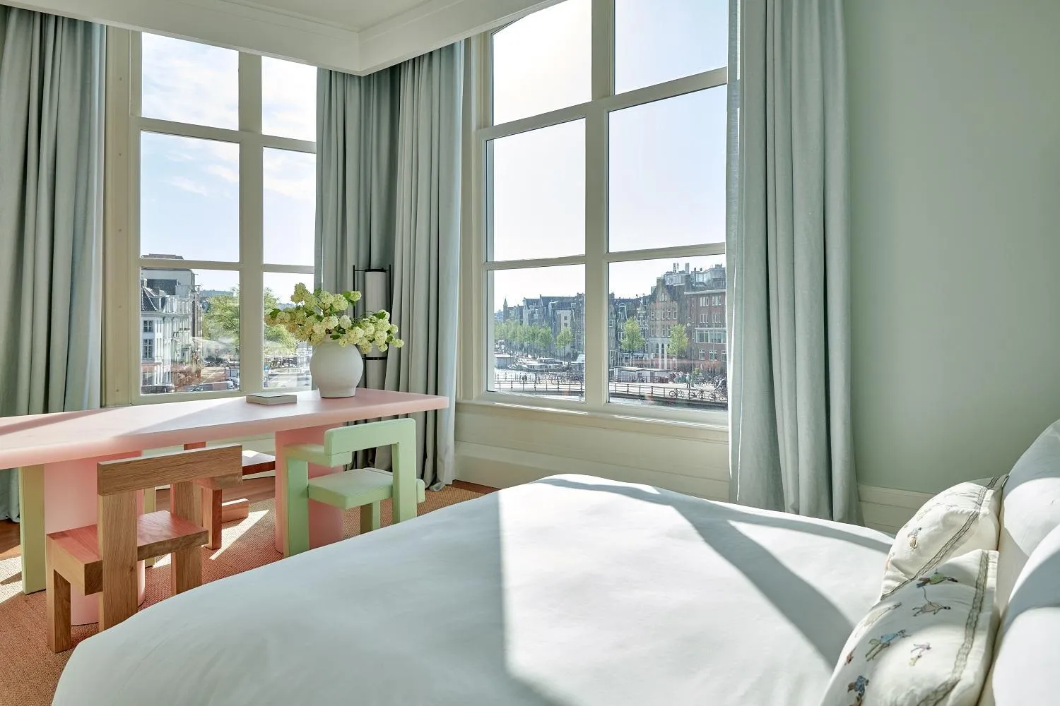 Photo of the whole room, Bed in De L’Europe Amsterdam – The Leading Hotels of the World