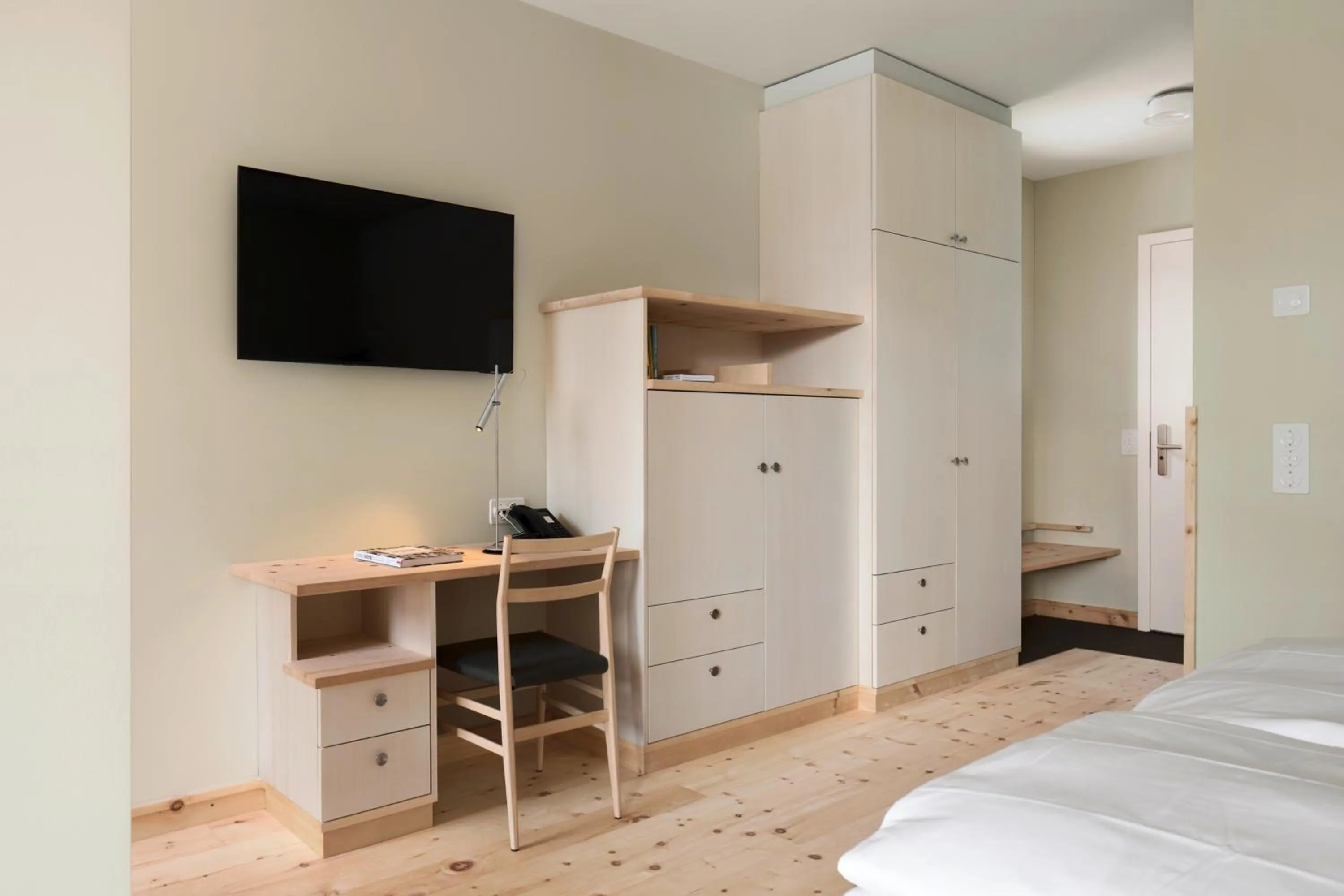 storage, Bed in Hotel Maistra 160