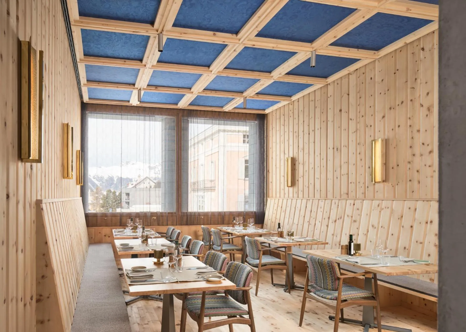 Restaurant/places to eat in Hotel Maistra 160