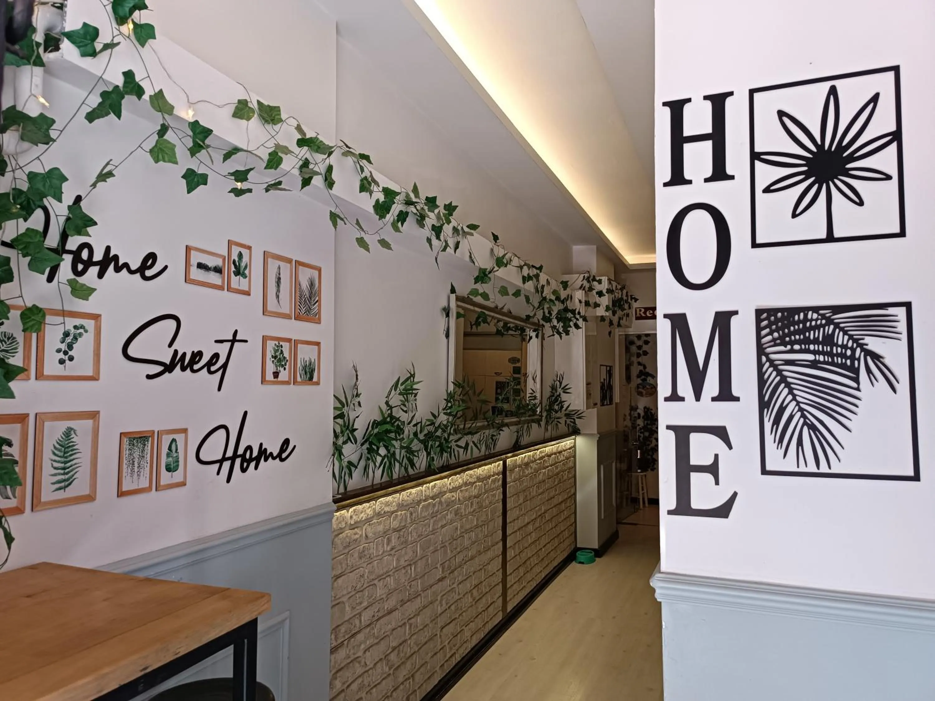 Lobby or reception in The City Residence Hotel