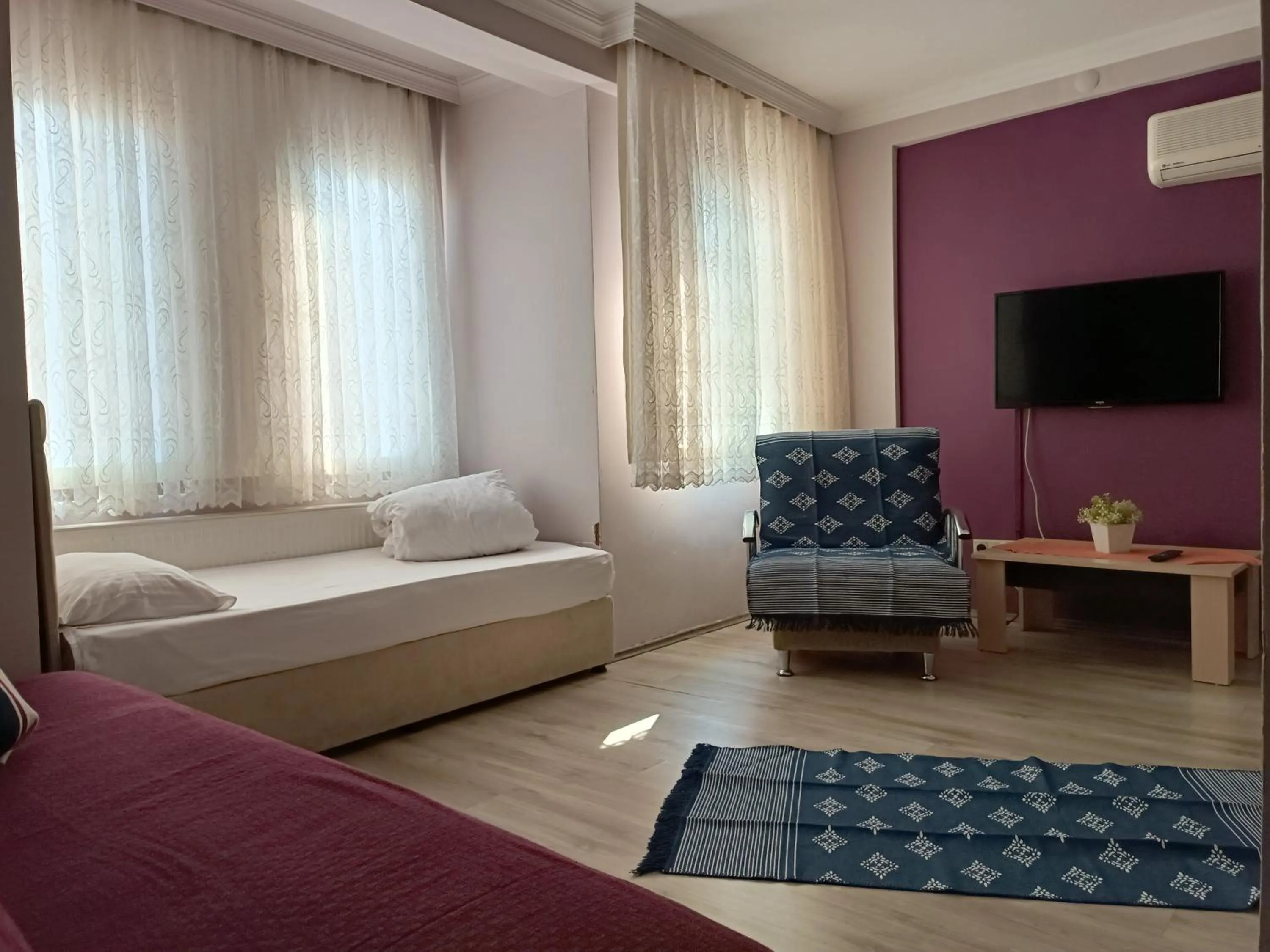 Living room, Bed in The City Residence Hotel