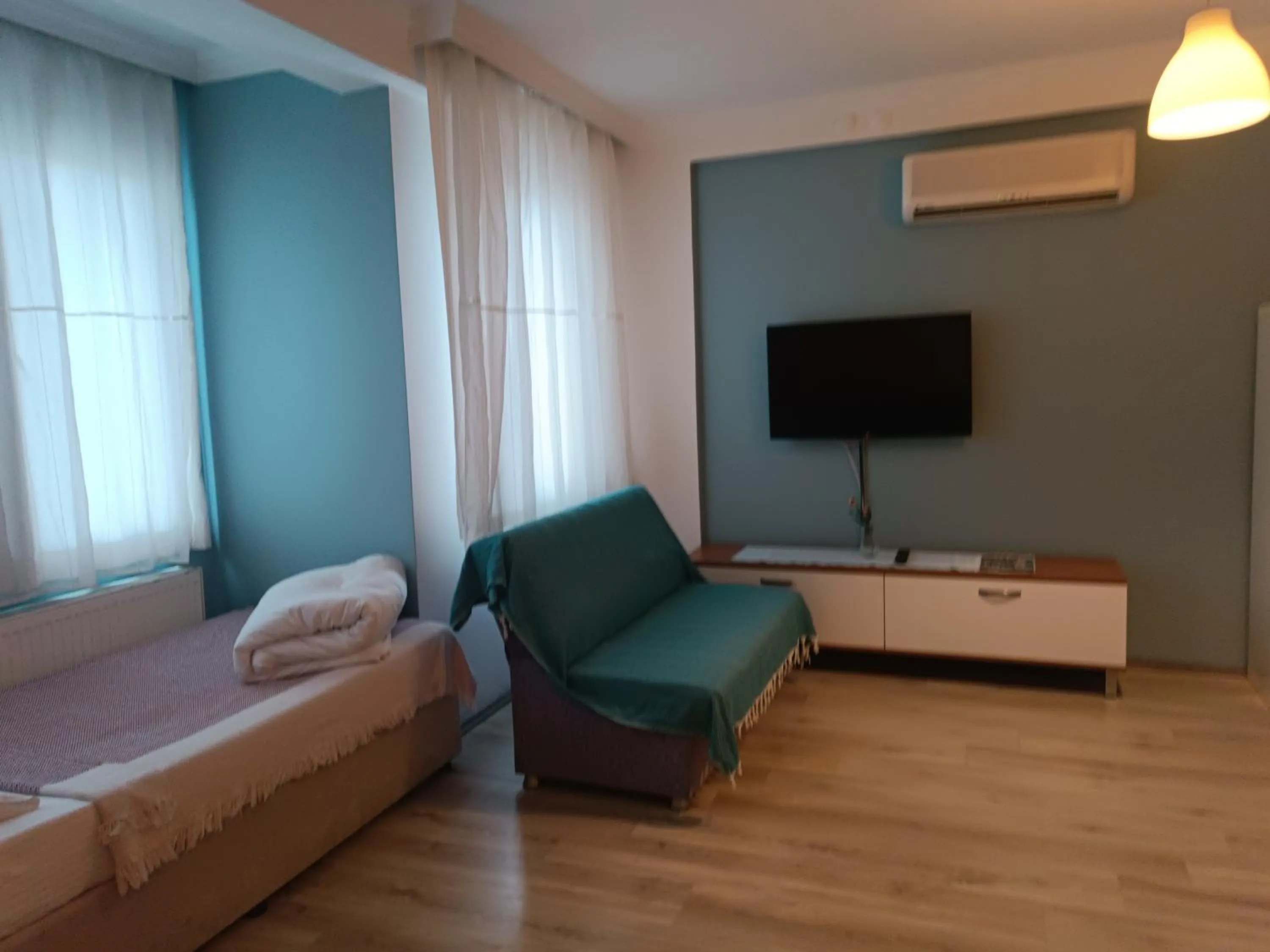 TV and multimedia, Bed in The City Residence Hotel