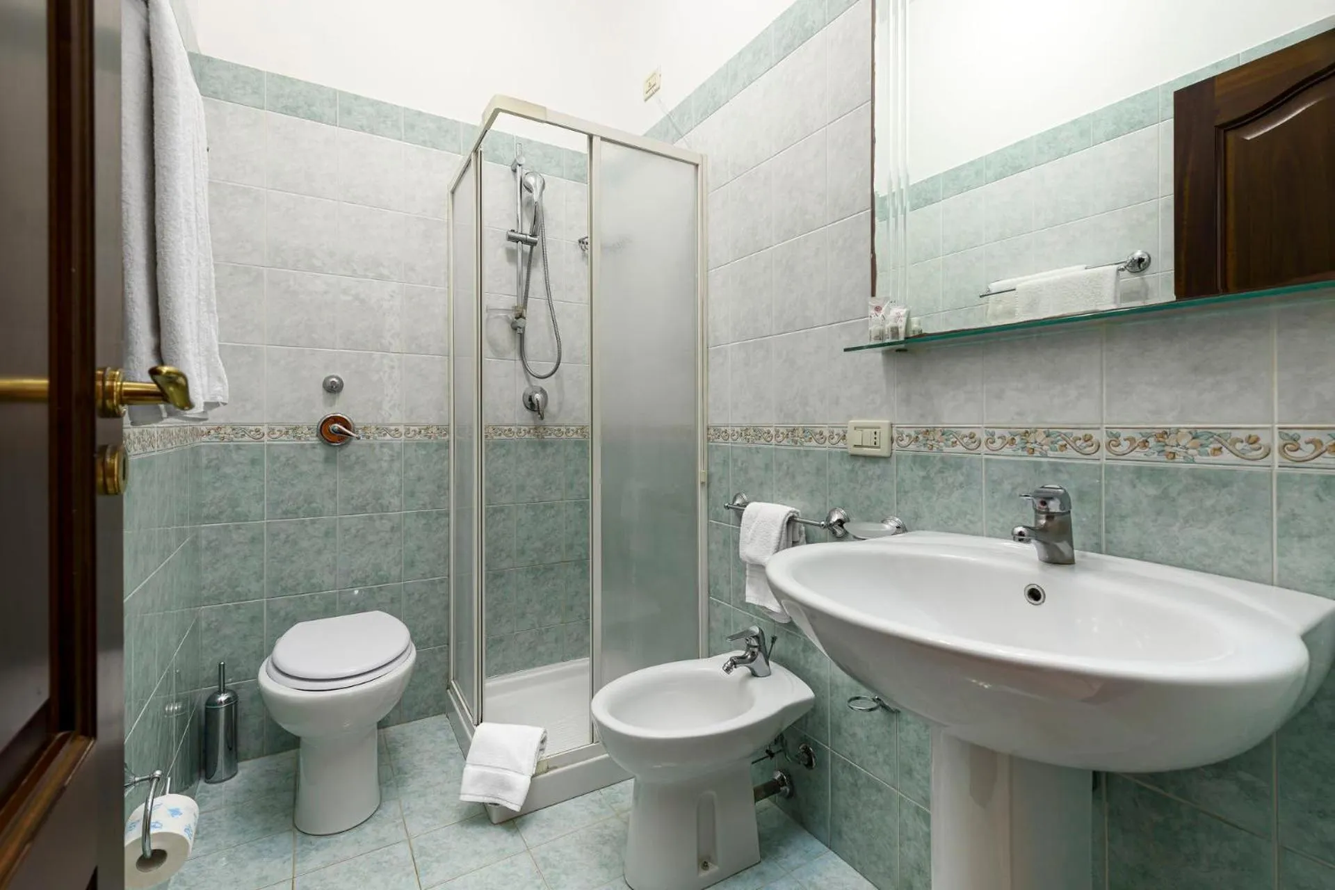 Bathroom in Araba Fenice Hotel