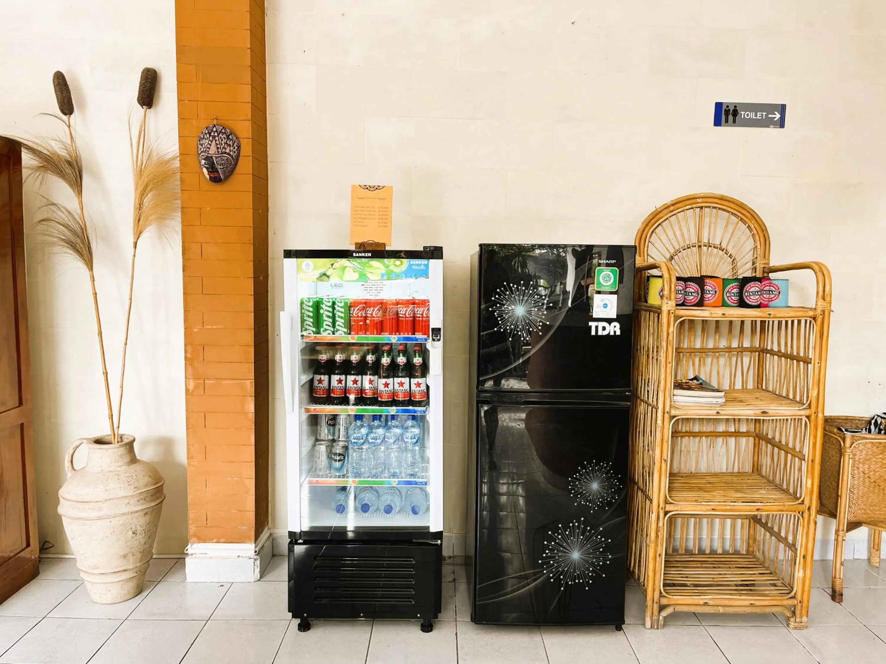 Restaurant/places to eat in Kubu Elsa Bali