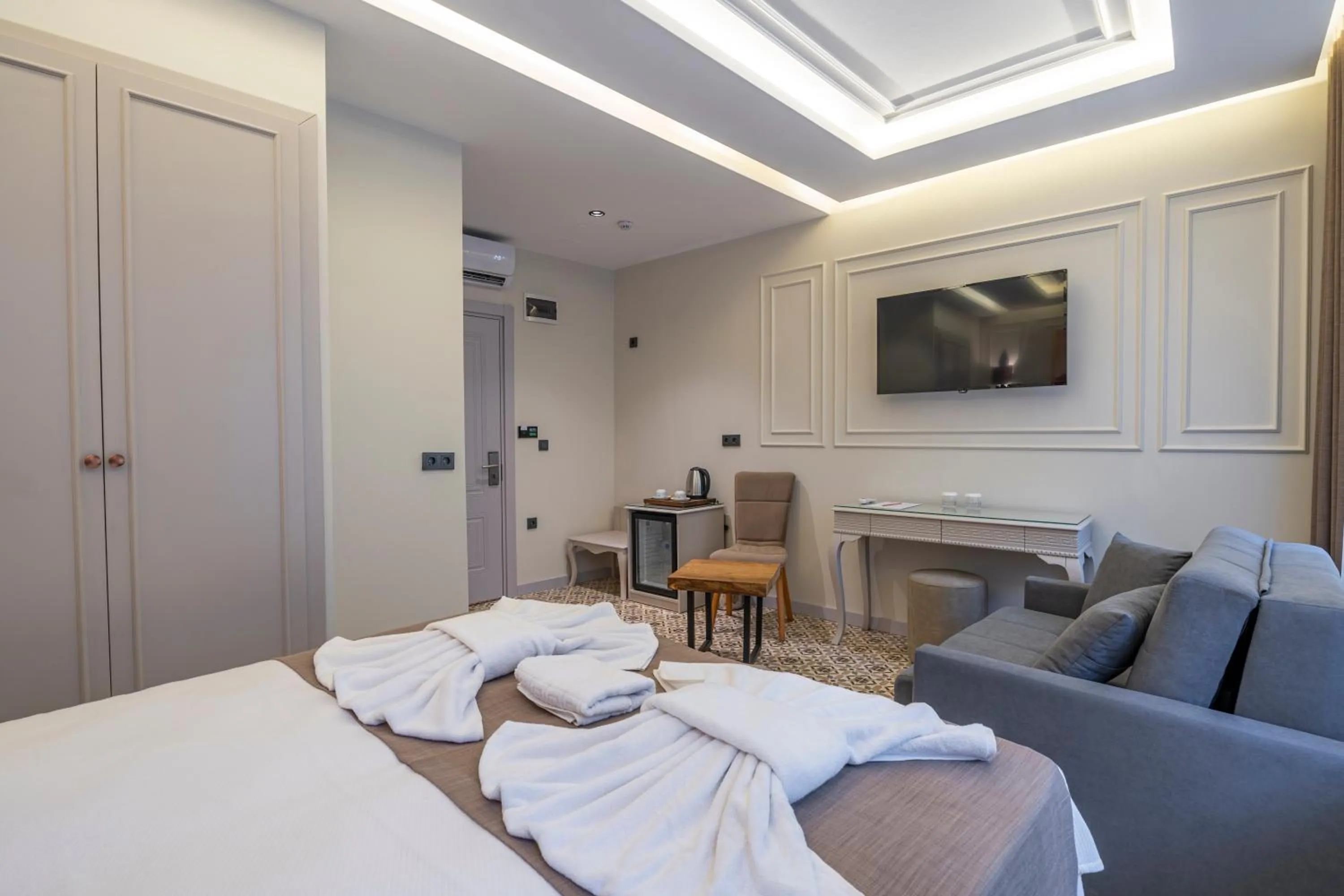 Bed in Pera Luna Premium Hotel