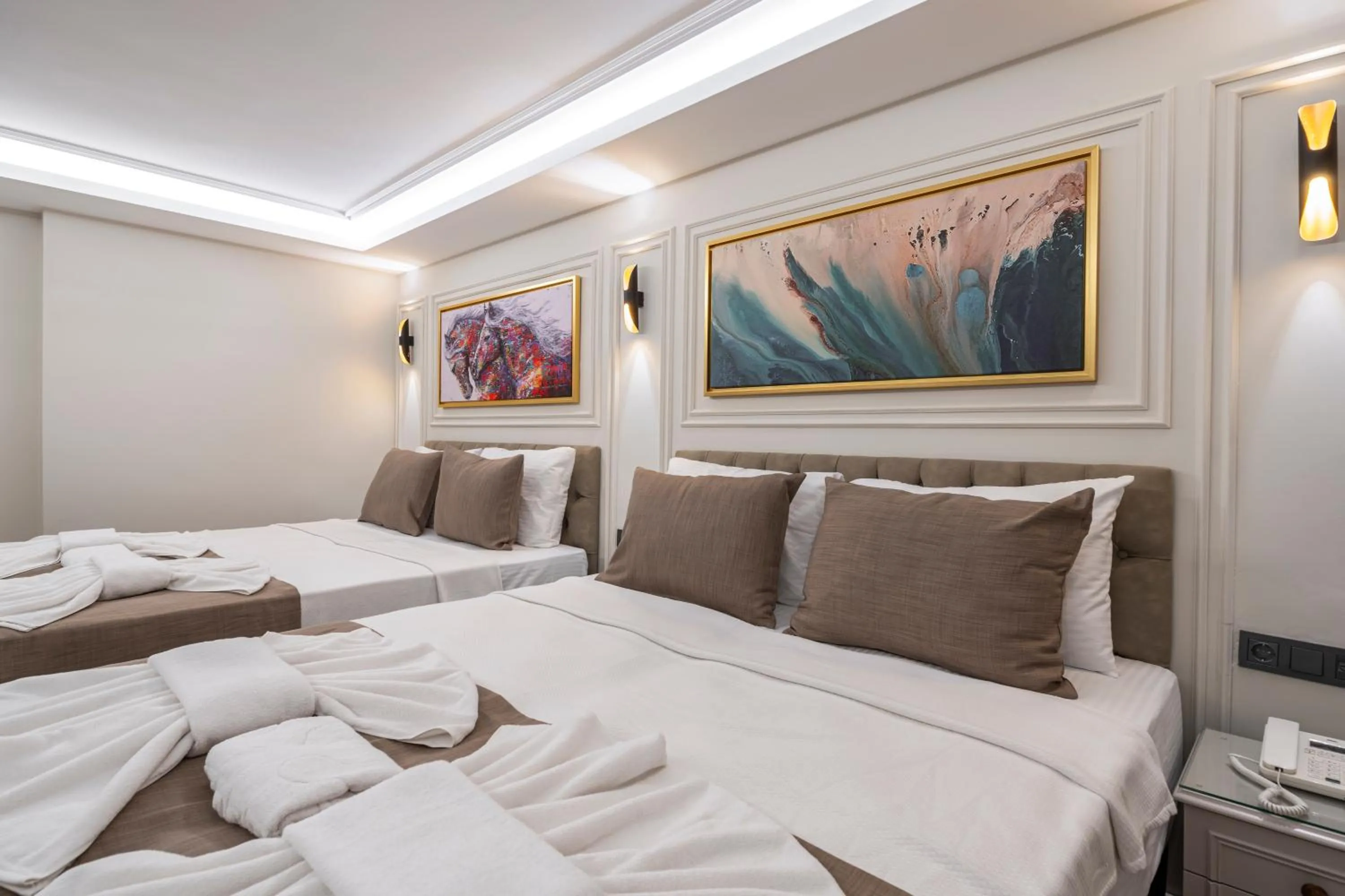 Bed in Pera Luna Premium Hotel