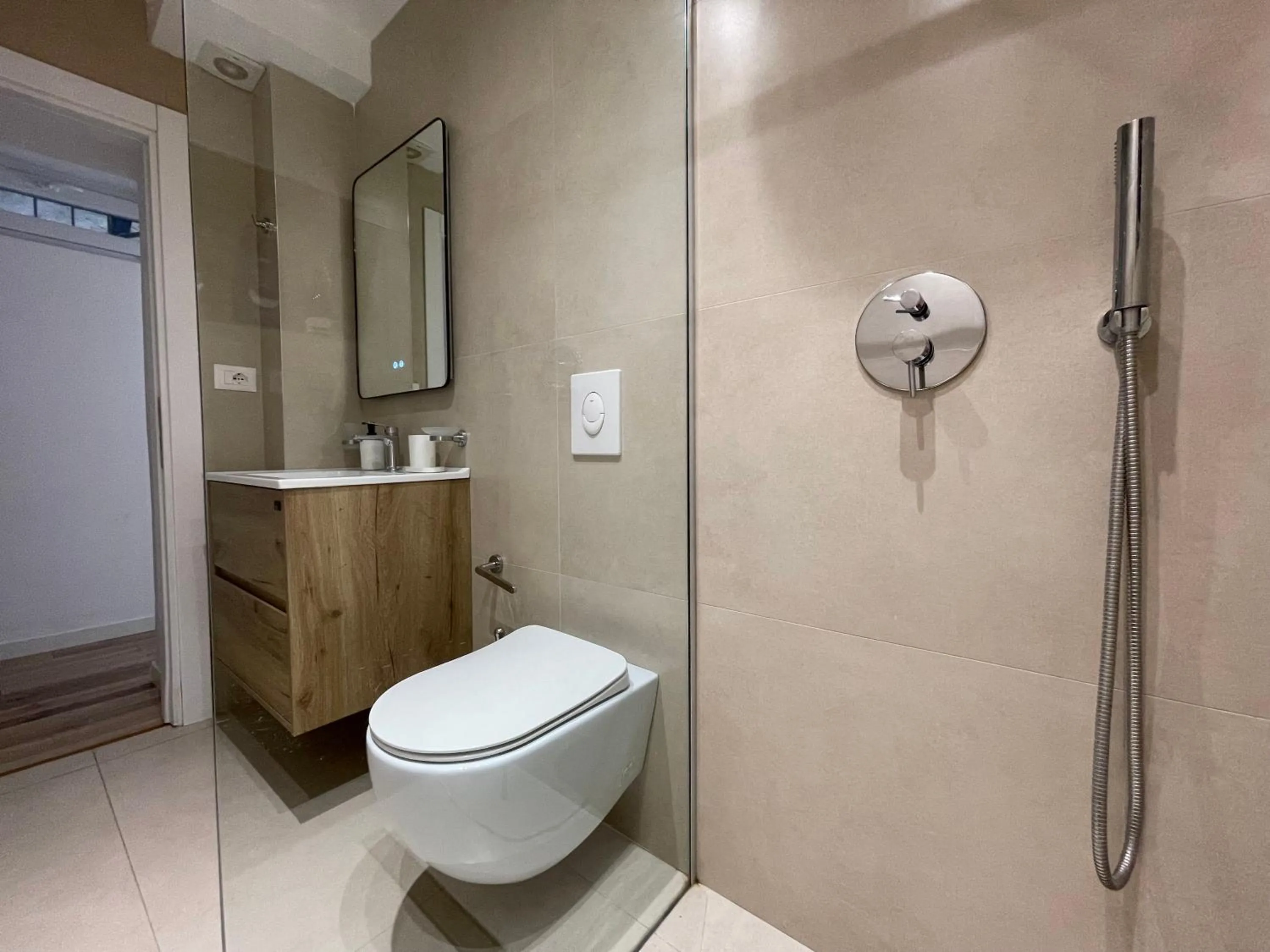 Shower in Myslym Shyri's Apartments