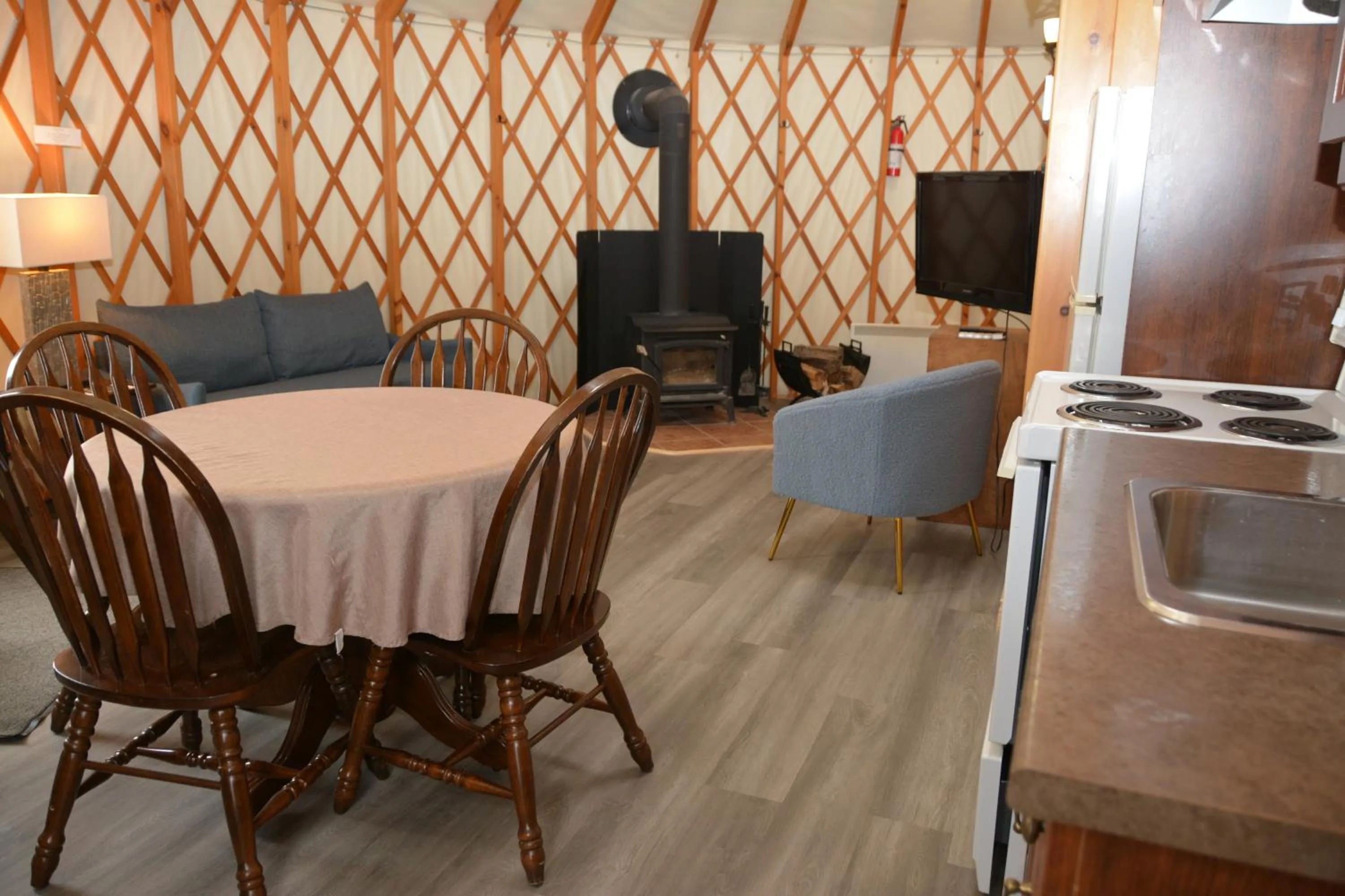 Dining area in Parc du Mont-Citadelle