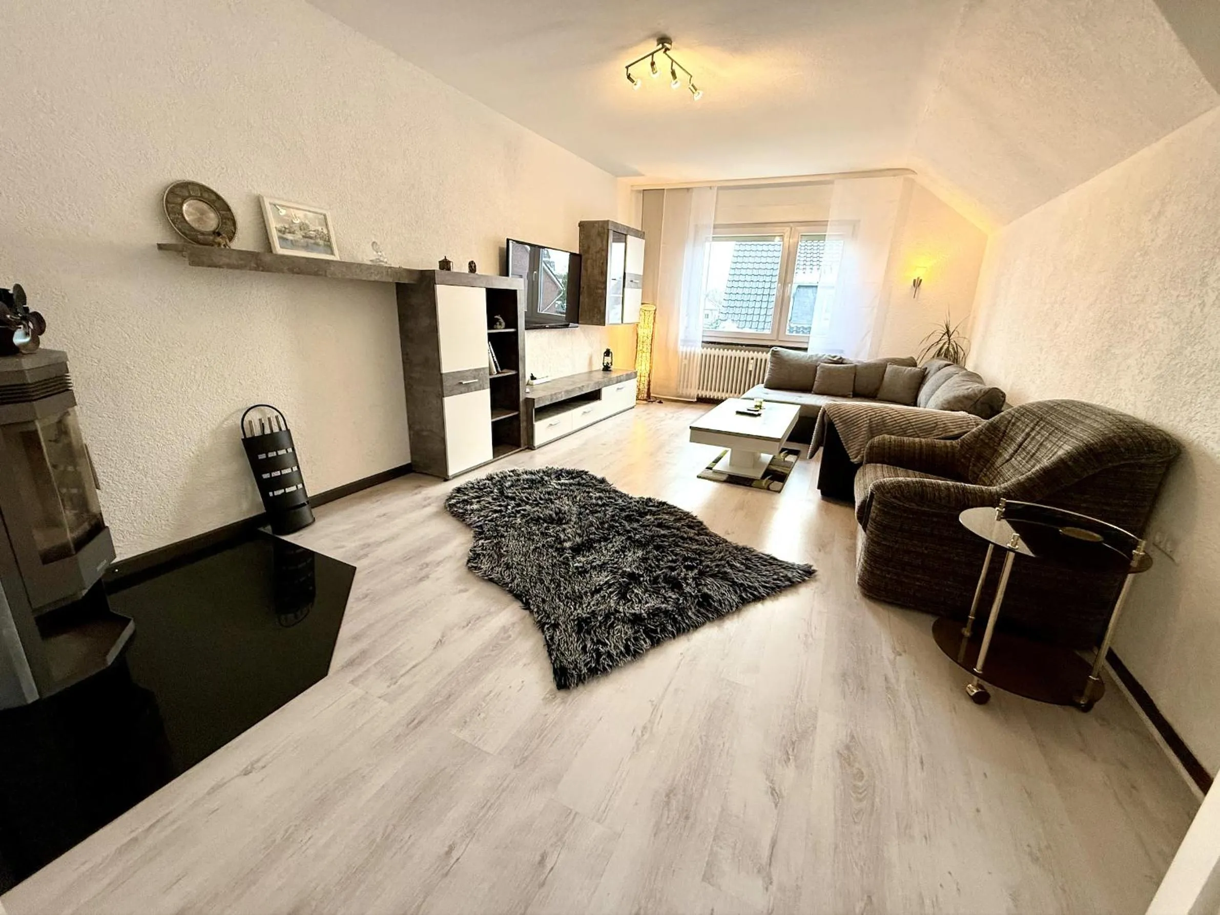 RobinsHomes-Weddel