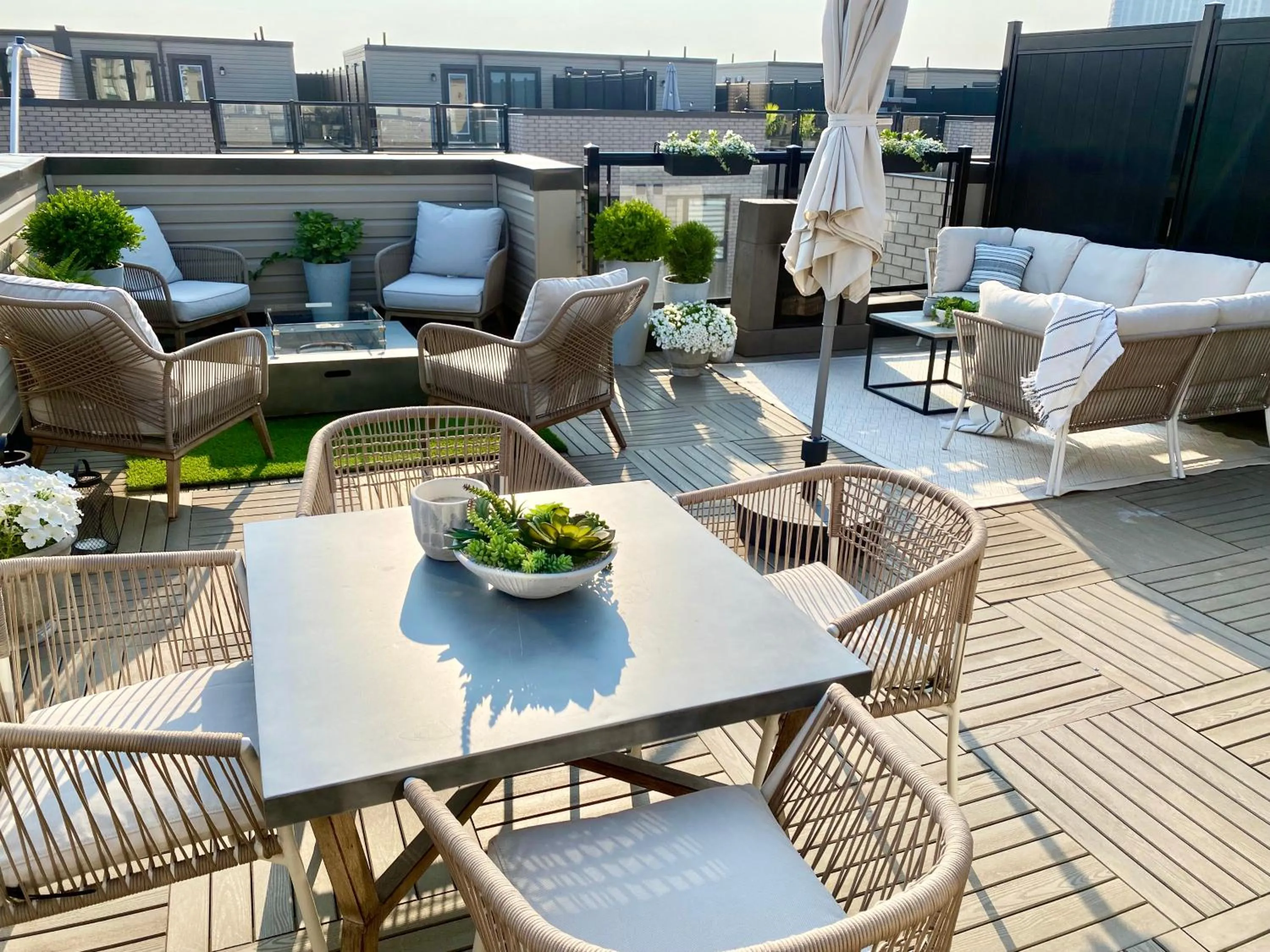 Patio in Modern and Bright Luxury Home Centrally Located in Toronto’s GTA