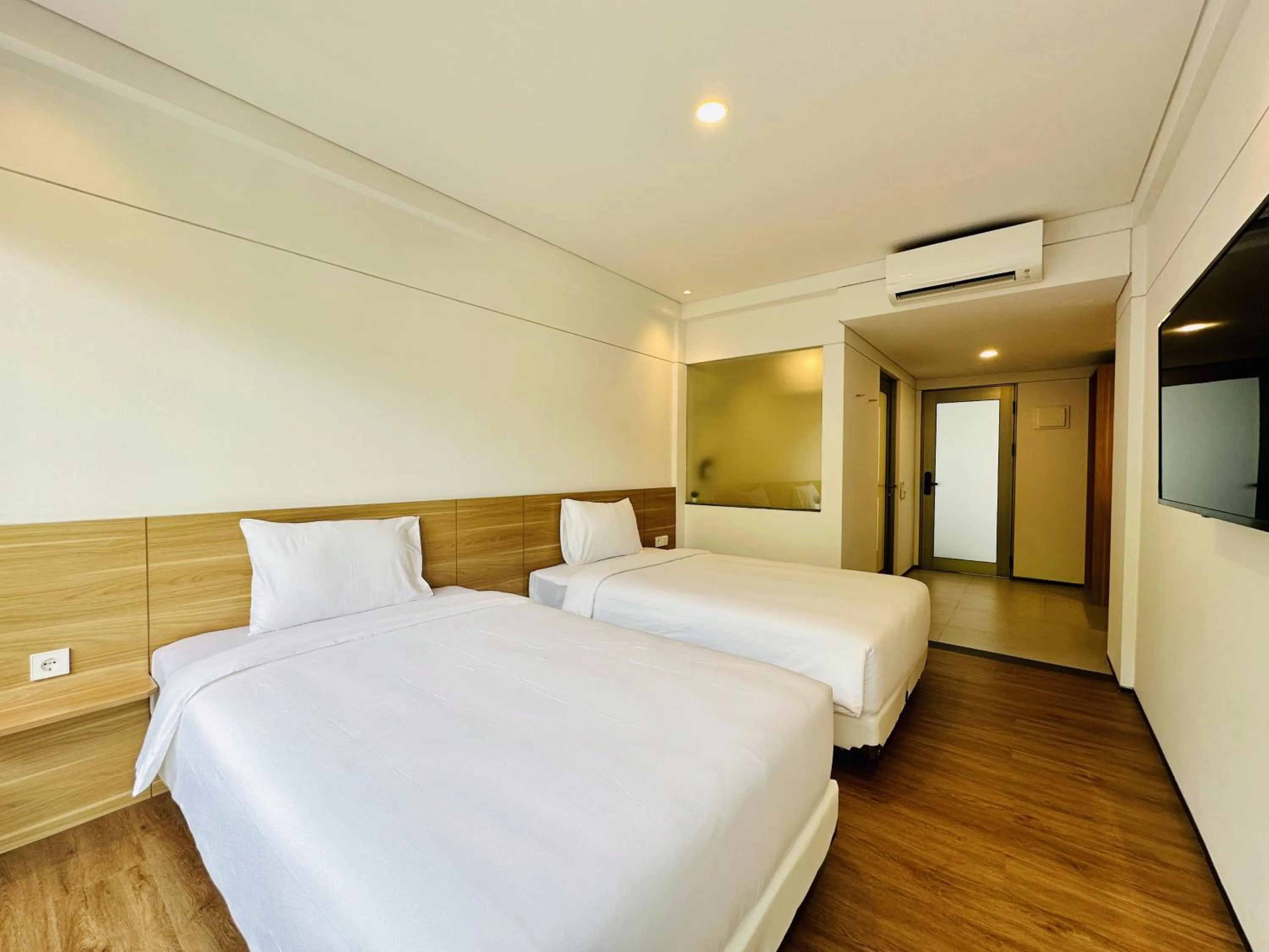 Bed in Bungalow Homes