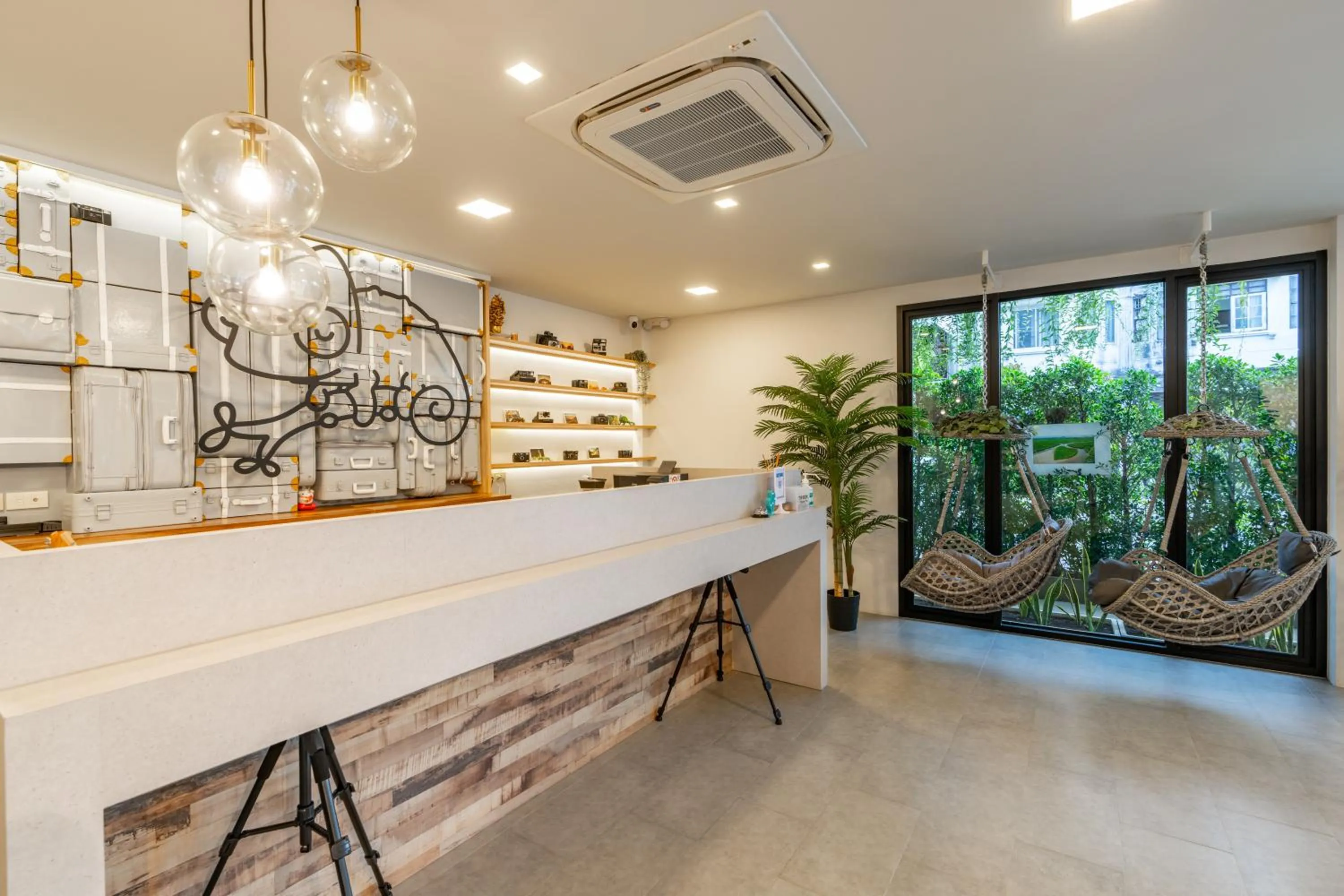 Lobby or reception in Chamemon Bed Phuket Town